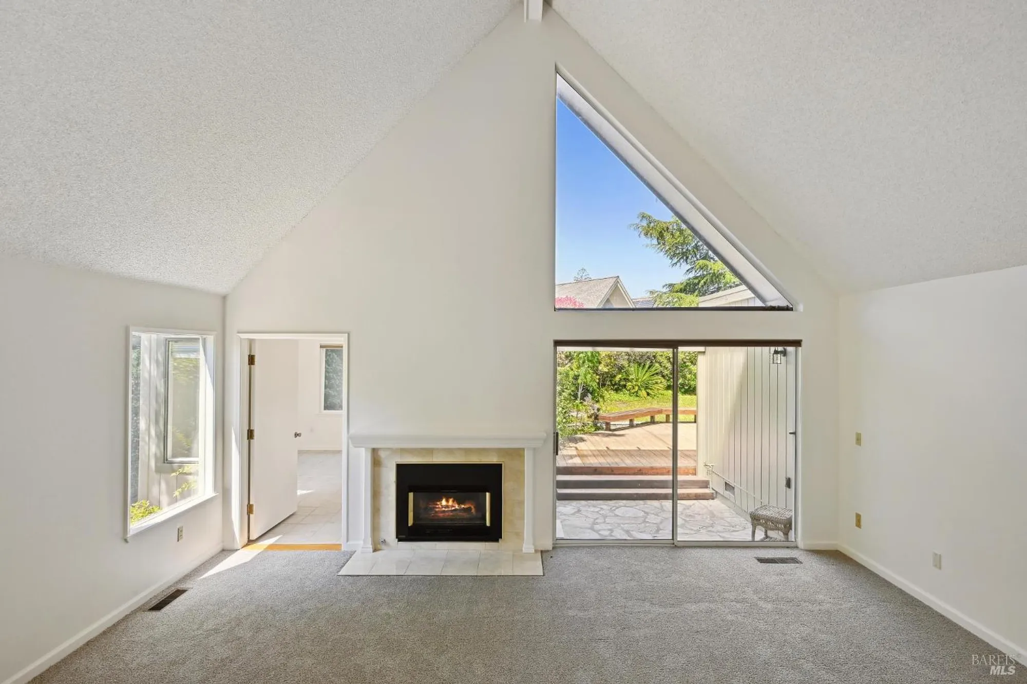 Property Slideshow image 9 of 61 | 110 calle merlot, Sonoma, CA, 95476