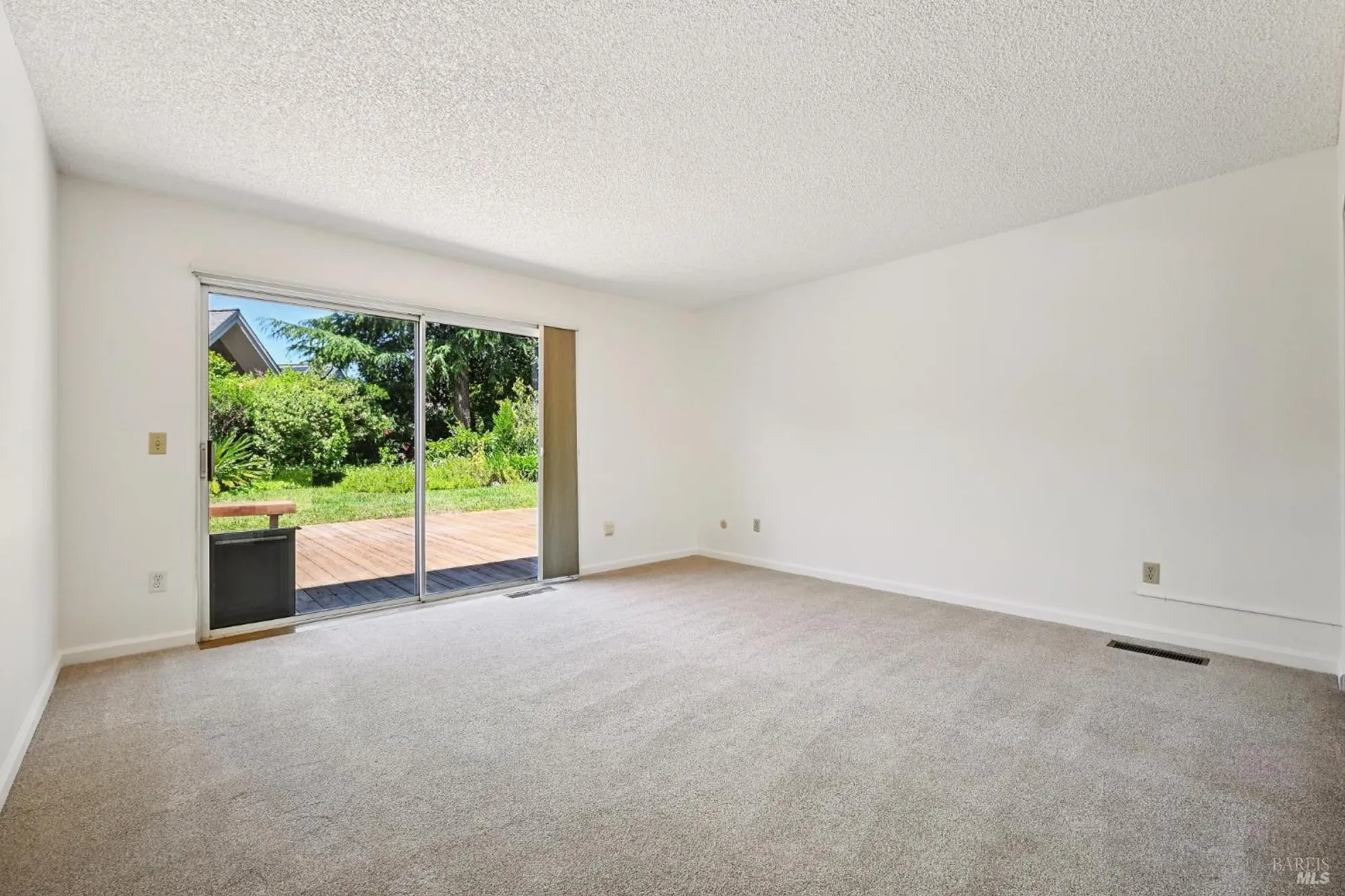 Property Slideshow image 31 of 61 | 110 calle merlot, Sonoma, CA, 95476