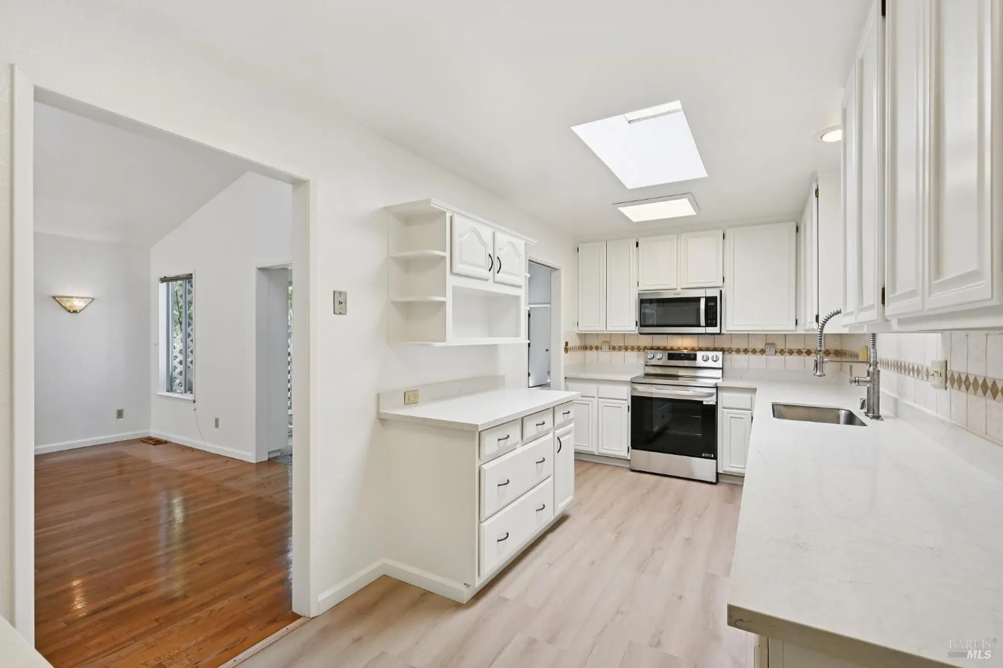 Property Slideshow image 19 of 61 | 110 calle merlot, Sonoma, CA, 95476