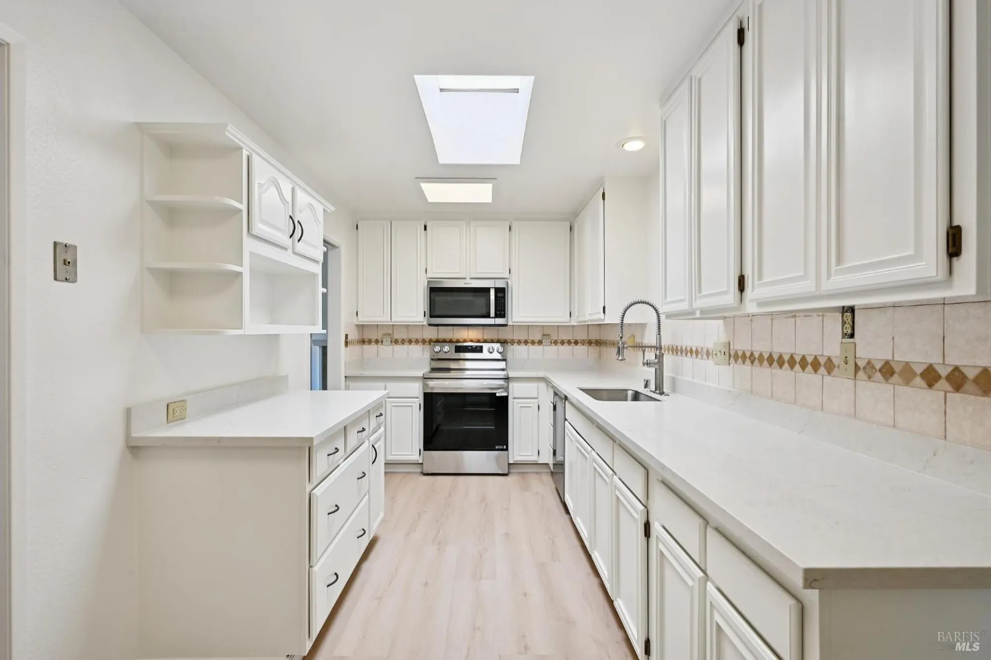 Property Slideshow image 20 of 61 | 110 calle merlot, Sonoma, CA, 95476