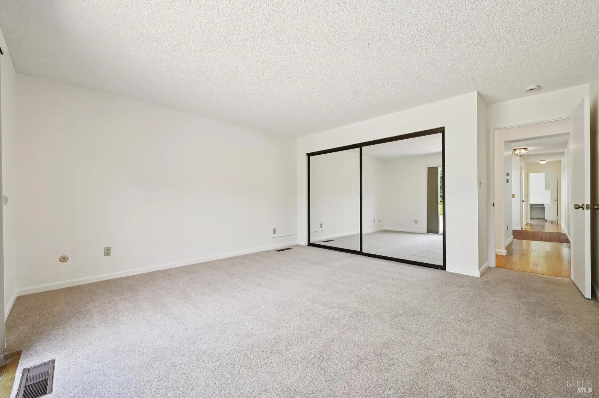 Property Slideshow image 32 of 61 | 110 calle merlot, Sonoma, CA, 95476