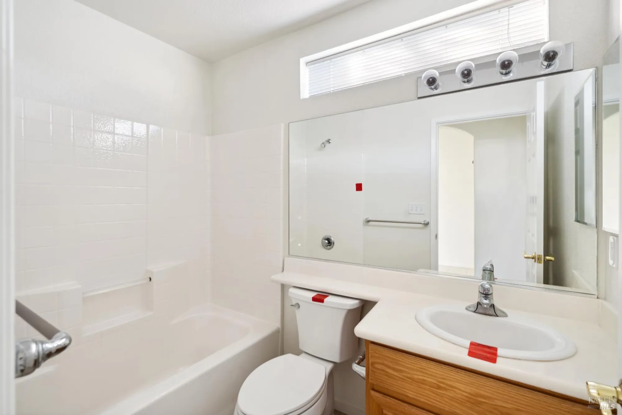 Property Slideshow image 24 of 28 | 404 brockton pl, Rio Vista, CA, 94571