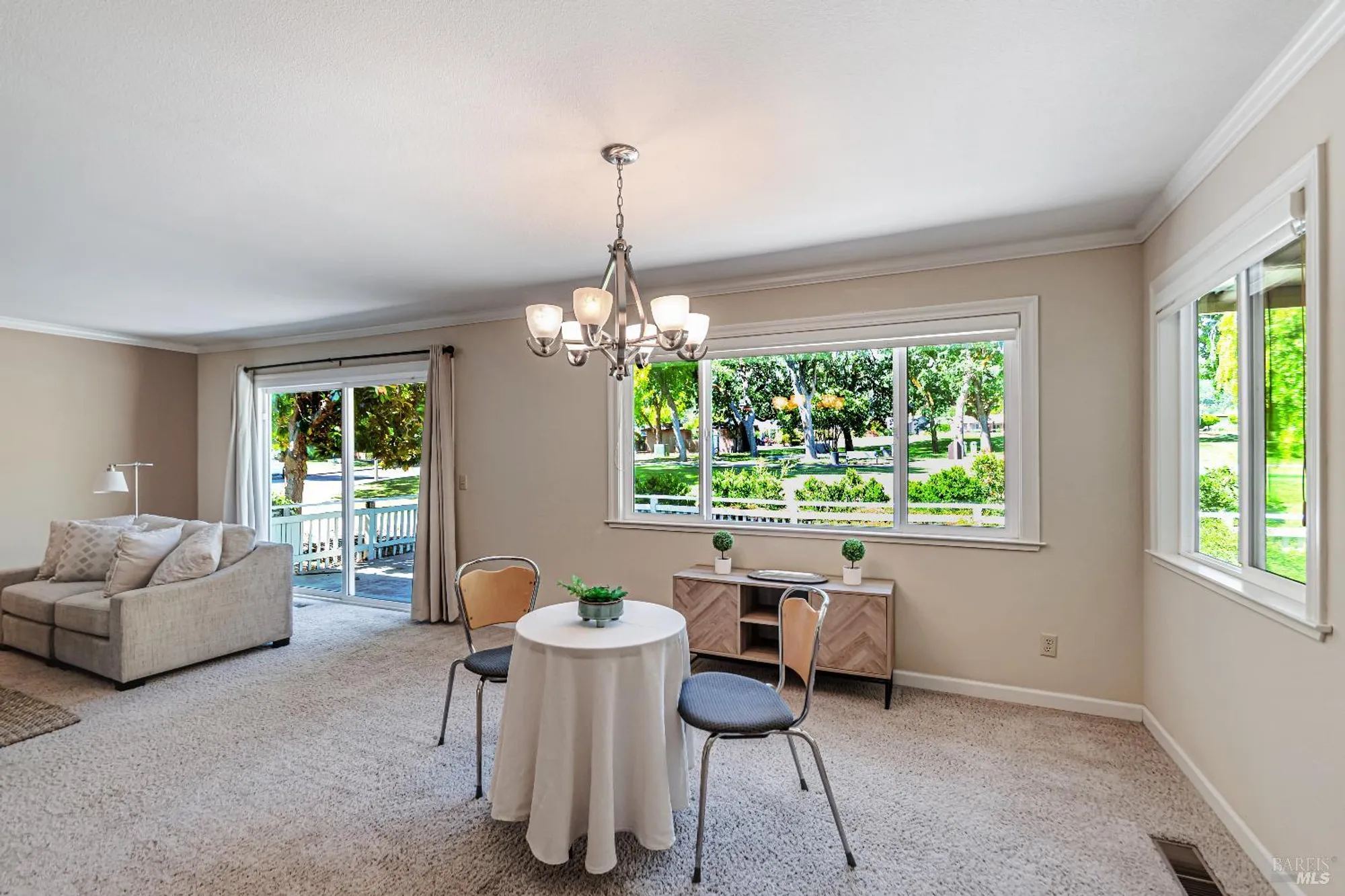 Property Slideshow image 23 of 42 | 101 valley lakes dr, Santa Rosa, CA, 95409