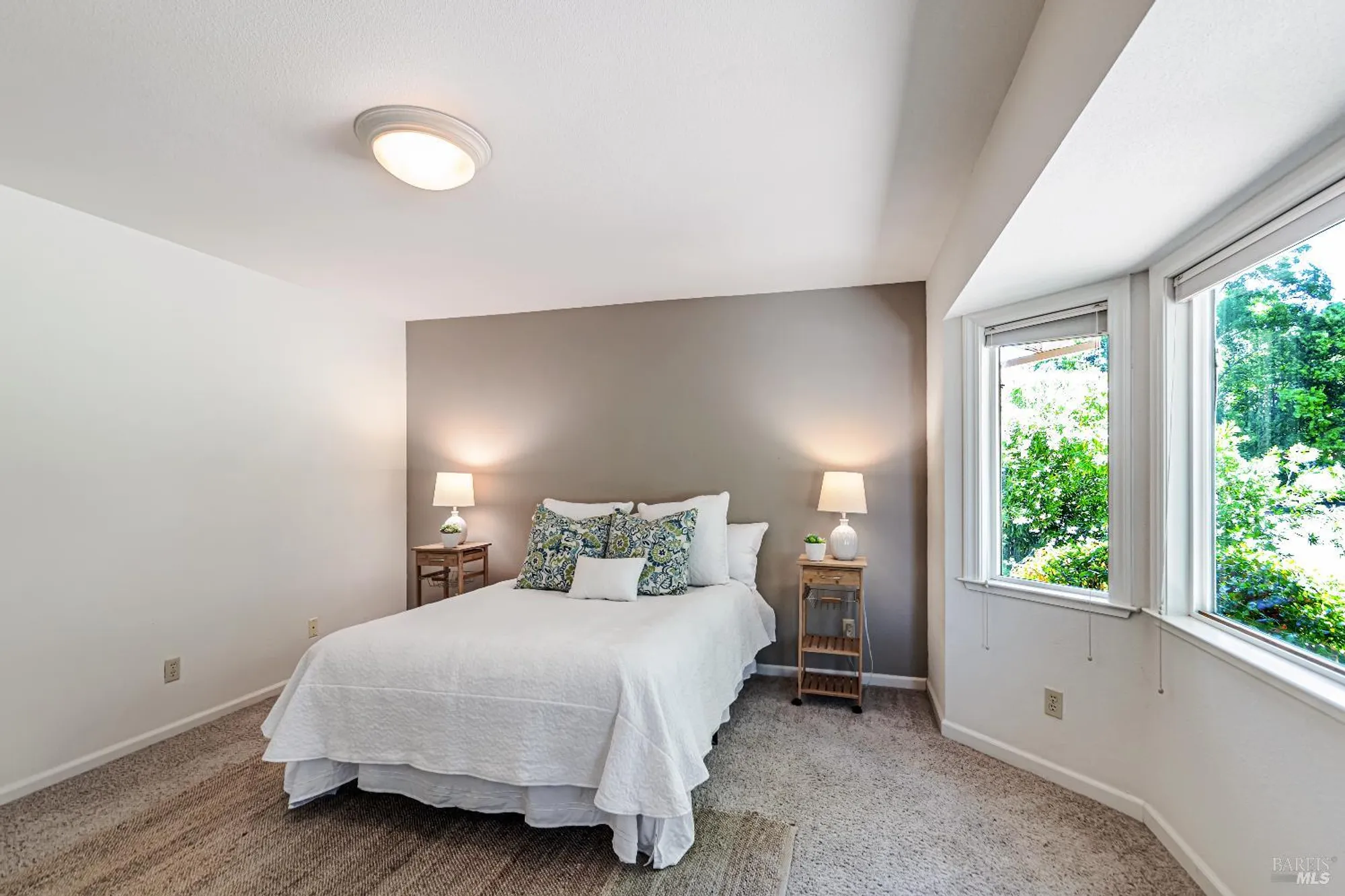 Property Slideshow image 25 of 42 | 101 valley lakes dr, Santa Rosa, CA, 95409