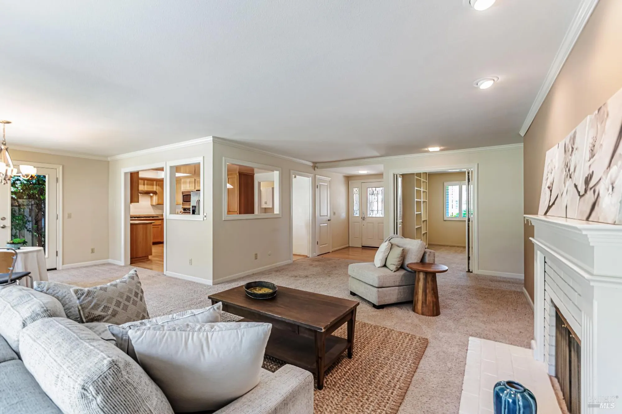 Property Slideshow image 10 of 42 | 101 valley lakes dr, Santa Rosa, CA, 95409