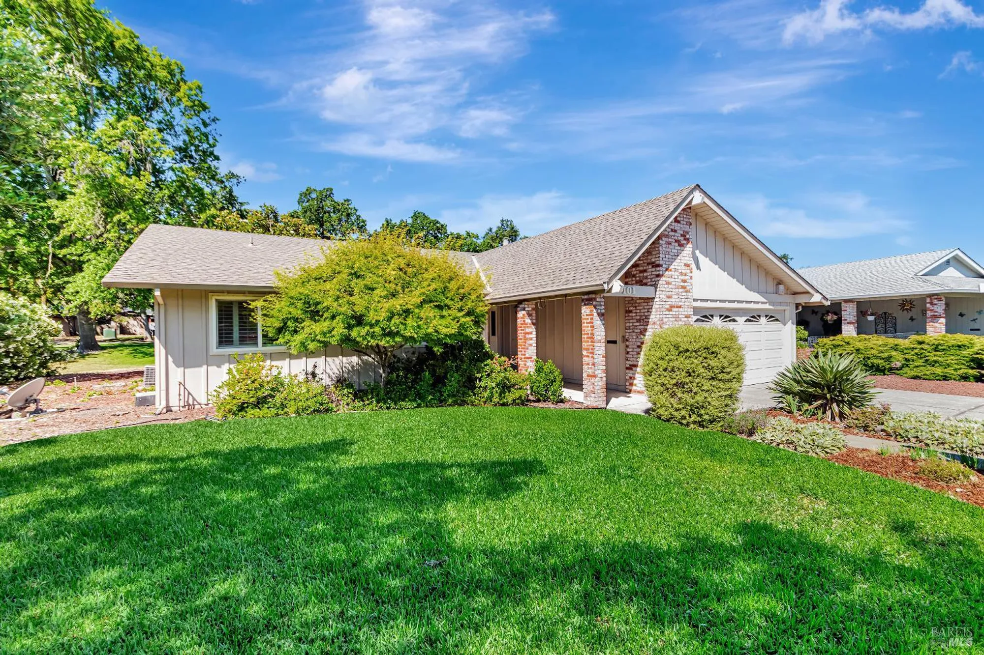 Property Slideshow image 1 of 42 | 101 valley lakes dr, Santa Rosa, CA, 95409