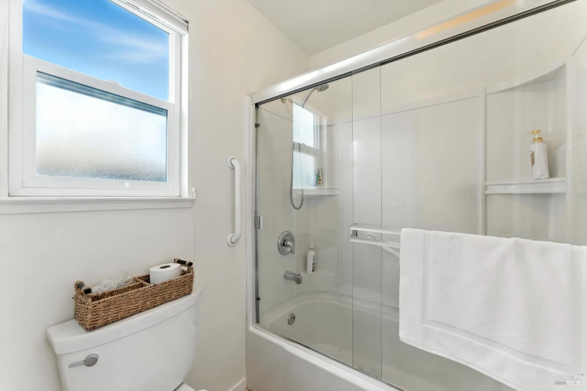 Property Slideshow image 33 of 48 | 34 aspen meadows cir, Santa Rosa, CA, 95409