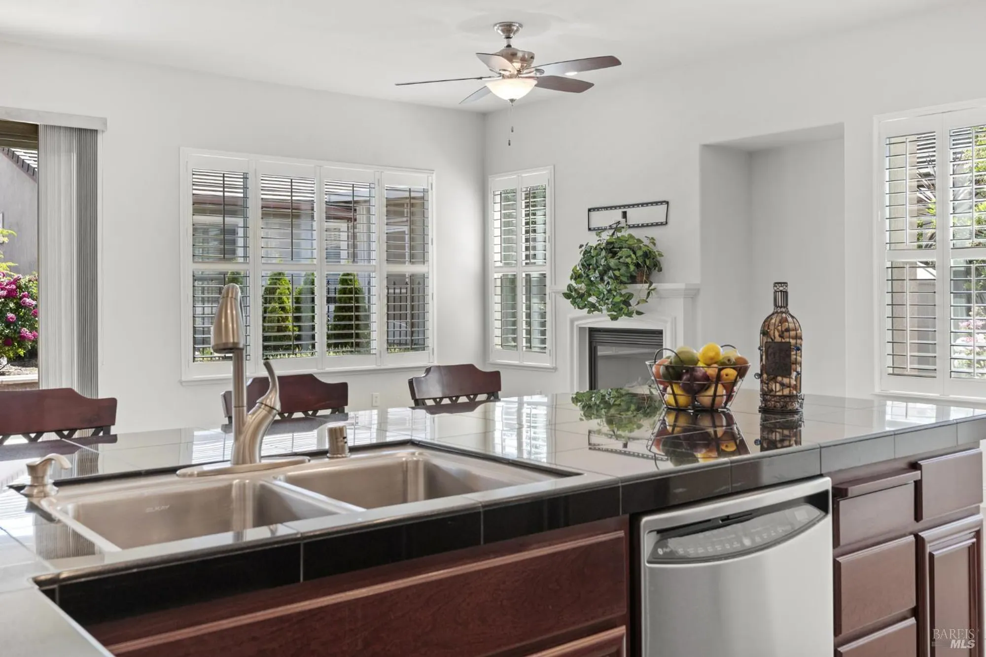 Property Slideshow image 20 of 92 | 908 brookside ln, Rio Vista, CA, 94571