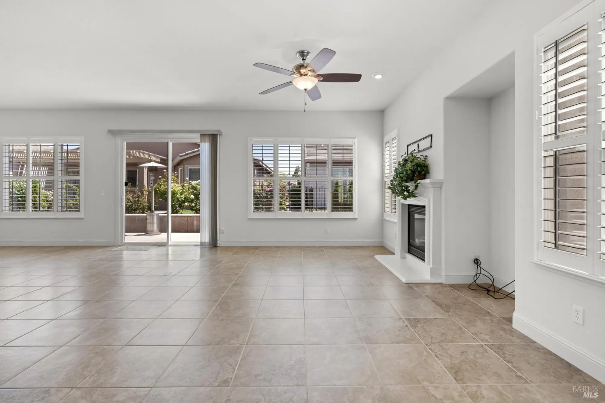 Property Slideshow image 10 of 92 | 908 brookside ln, Rio Vista, CA, 94571