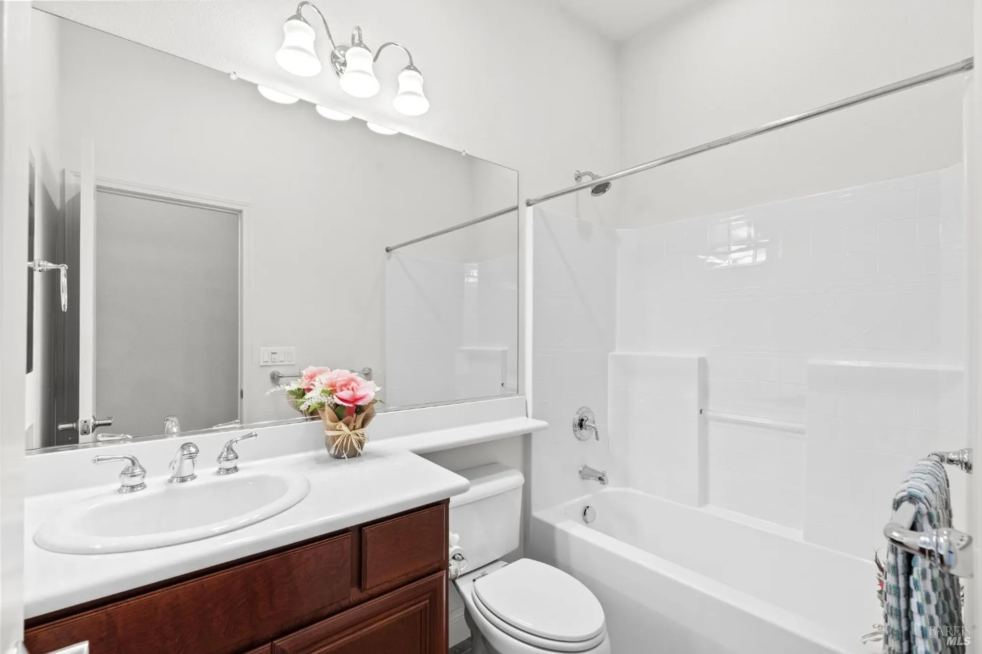 Property Slideshow image 42 of 92 | 908 brookside ln, Rio Vista, CA, 94571