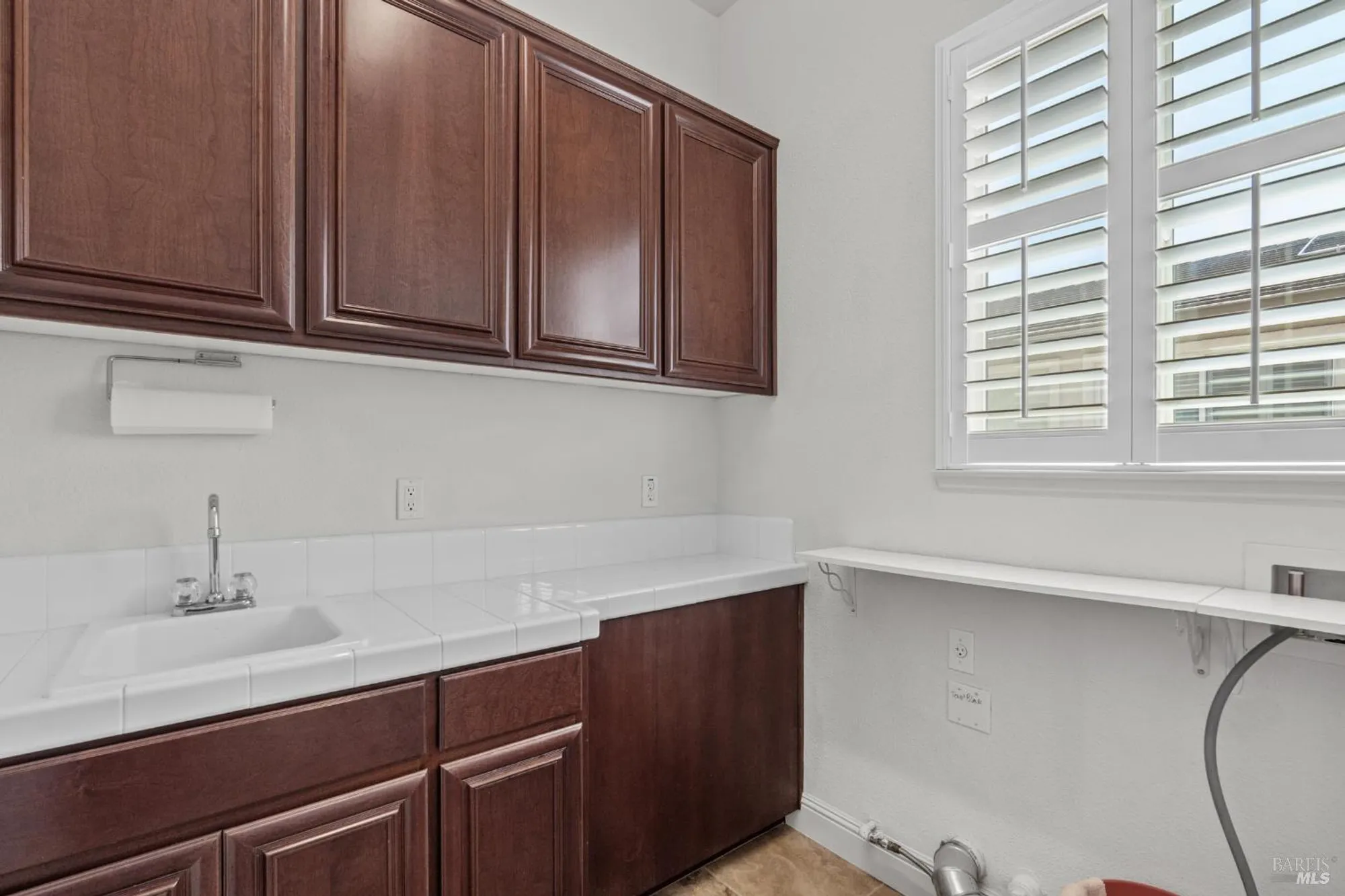 Property Slideshow image 45 of 92 | 908 brookside ln, Rio Vista, CA, 94571