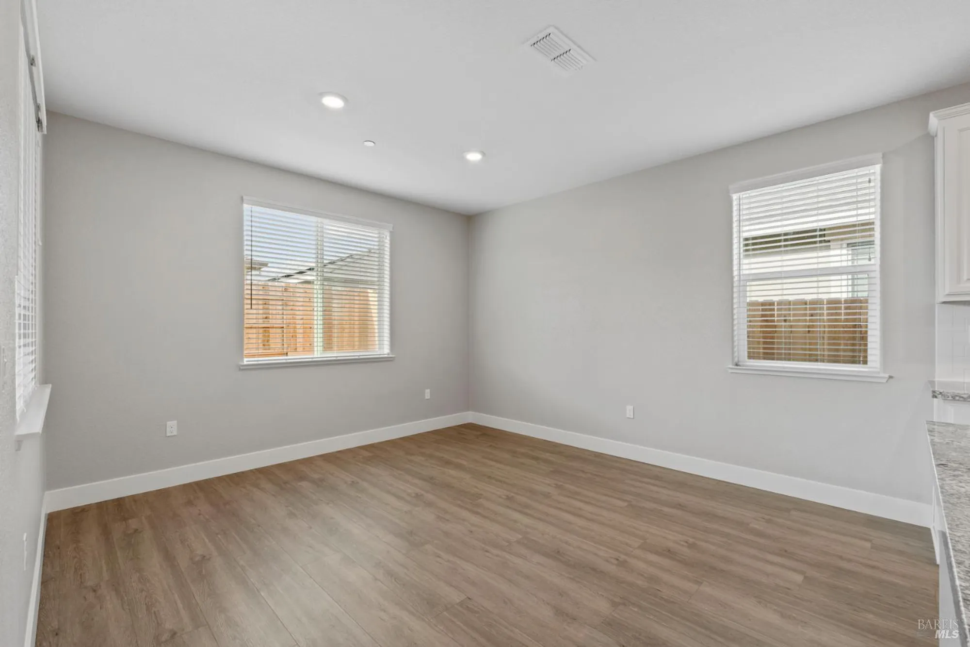 Property Slideshow image 7 of 24 | 2193 rustic oak ln, Rio Vista, CA, 94571