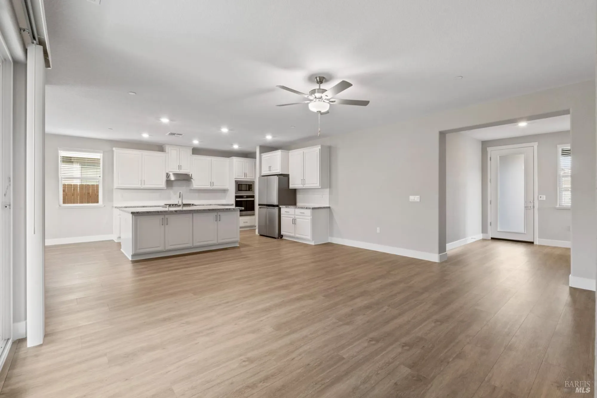 Property Slideshow image 3 of 24 | 2193 rustic oak ln, Rio Vista, CA, 94571