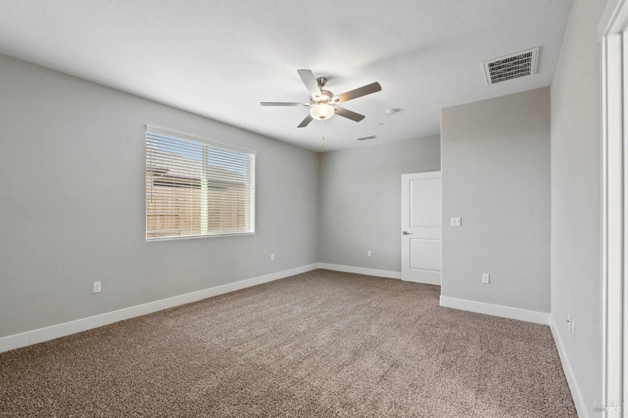 Property Slideshow image 17 of 24 | 2193 rustic oak ln, Rio Vista, CA, 94571