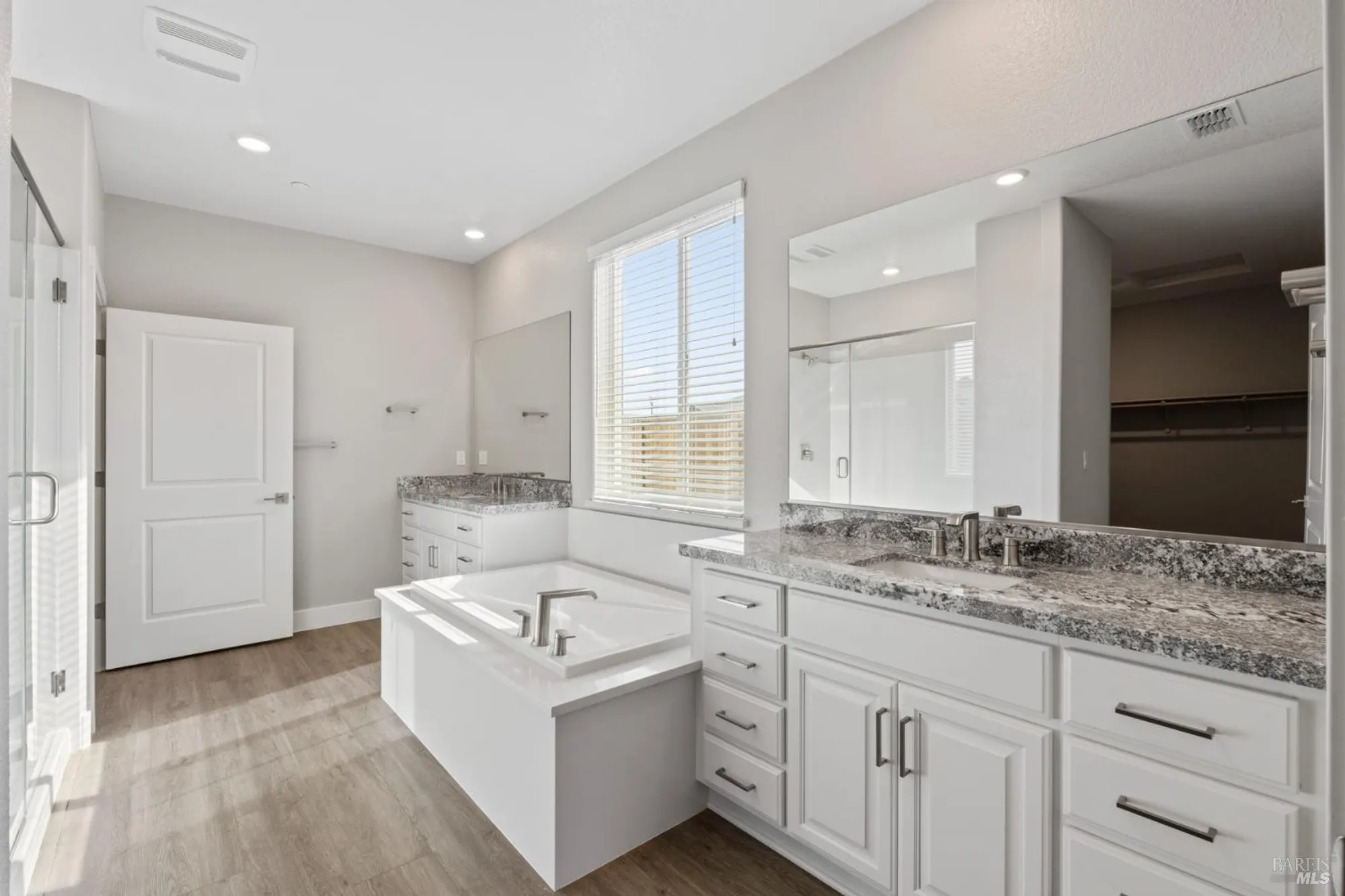 Property Slideshow image 19 of 24 | 2193 rustic oak ln, Rio Vista, CA, 94571