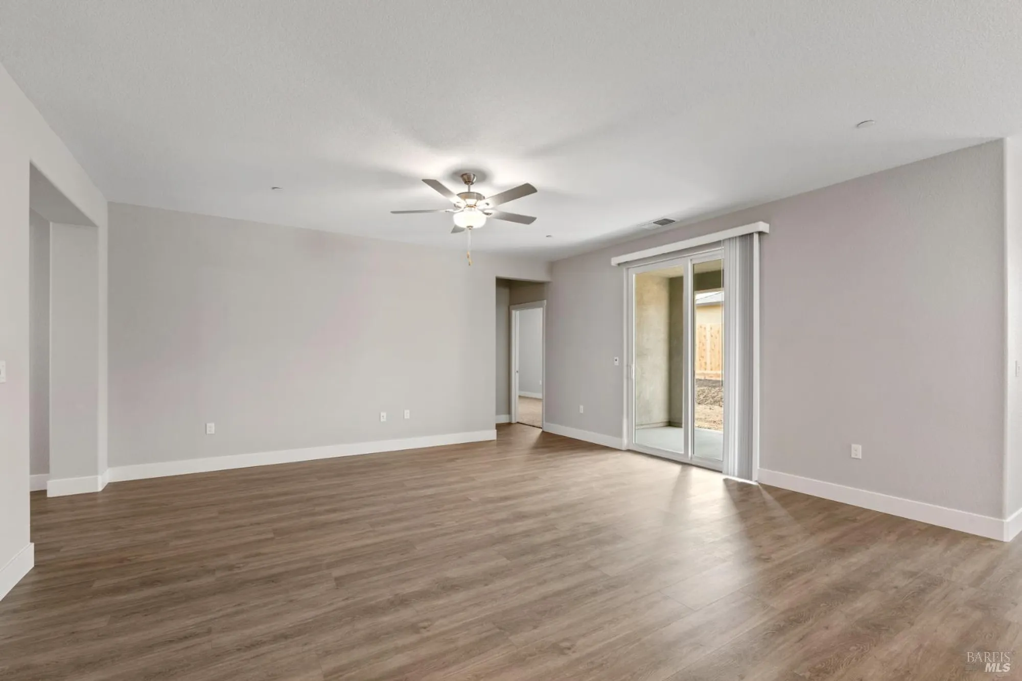 Property Slideshow image 5 of 24 | 2193 rustic oak ln, Rio Vista, CA, 94571