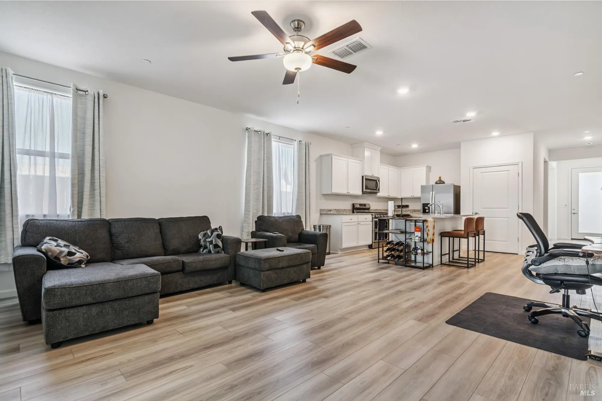 Property Slideshow image 18 of 46 | 4463 canada way, Rio Vista, CA, 94571