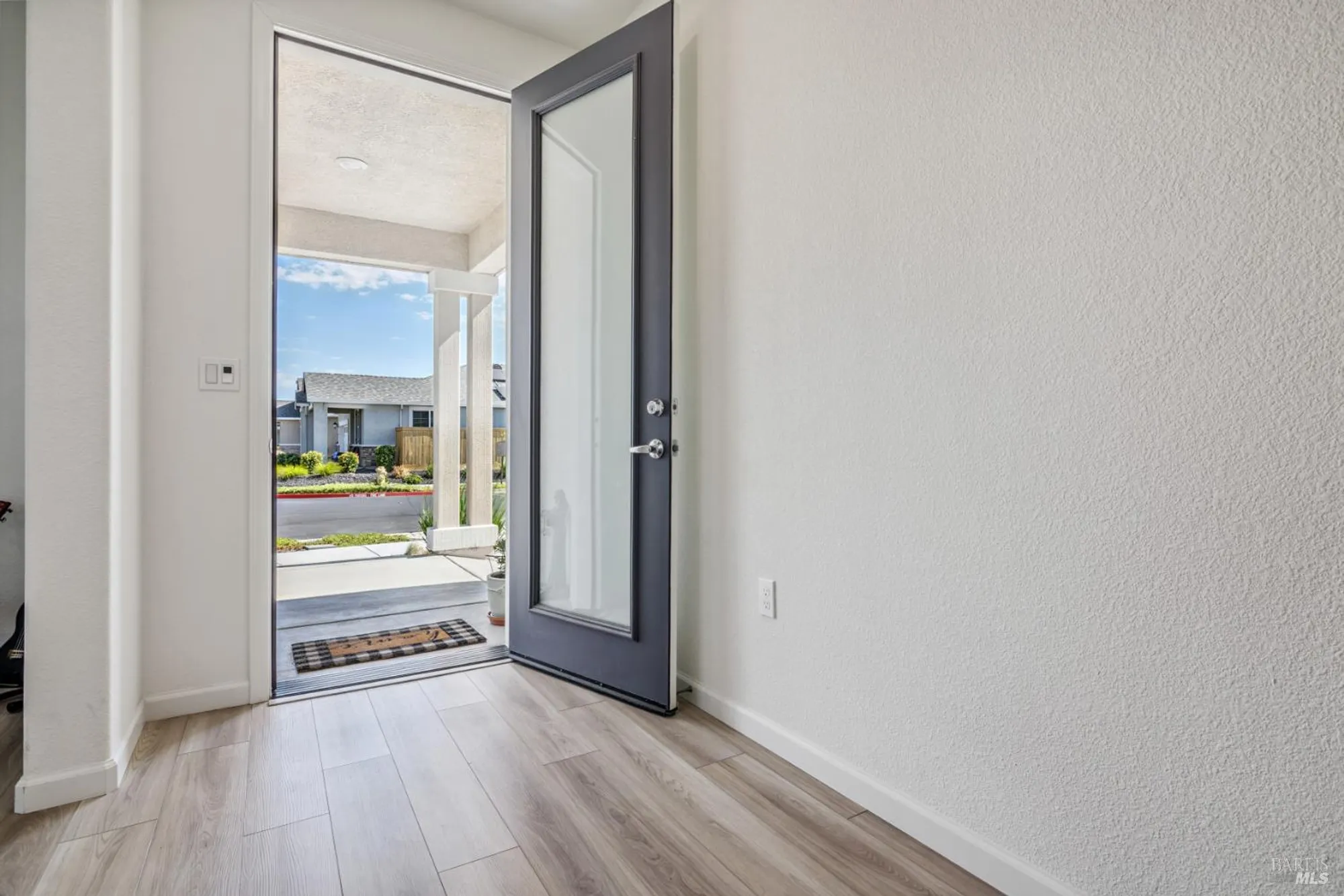 Property Slideshow image 5 of 46 | 4463 canada way, Rio Vista, CA, 94571