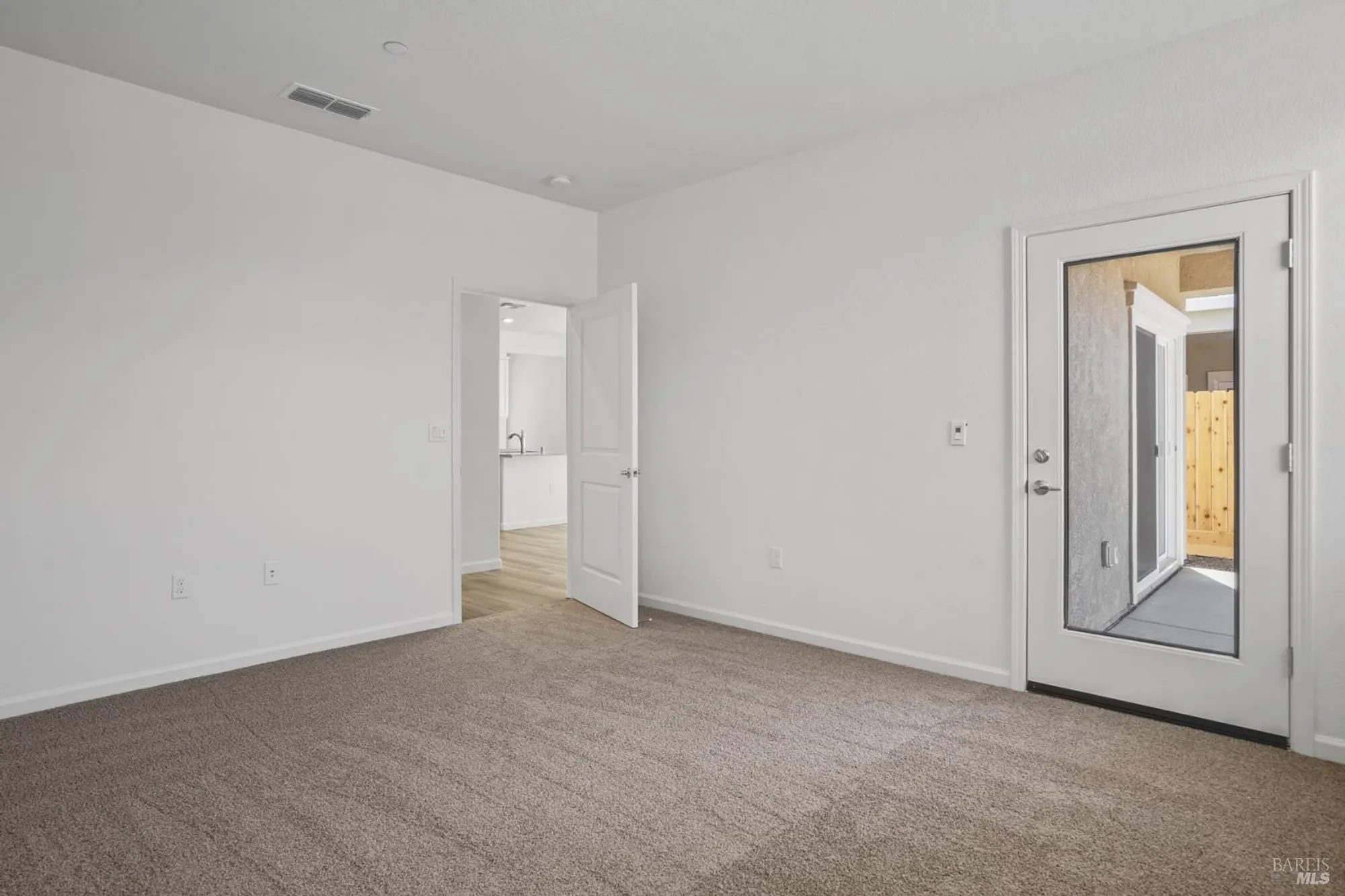 Property Slideshow image 14 of 22 | 2220 front porch ln, Rio Vista, CA, 94571