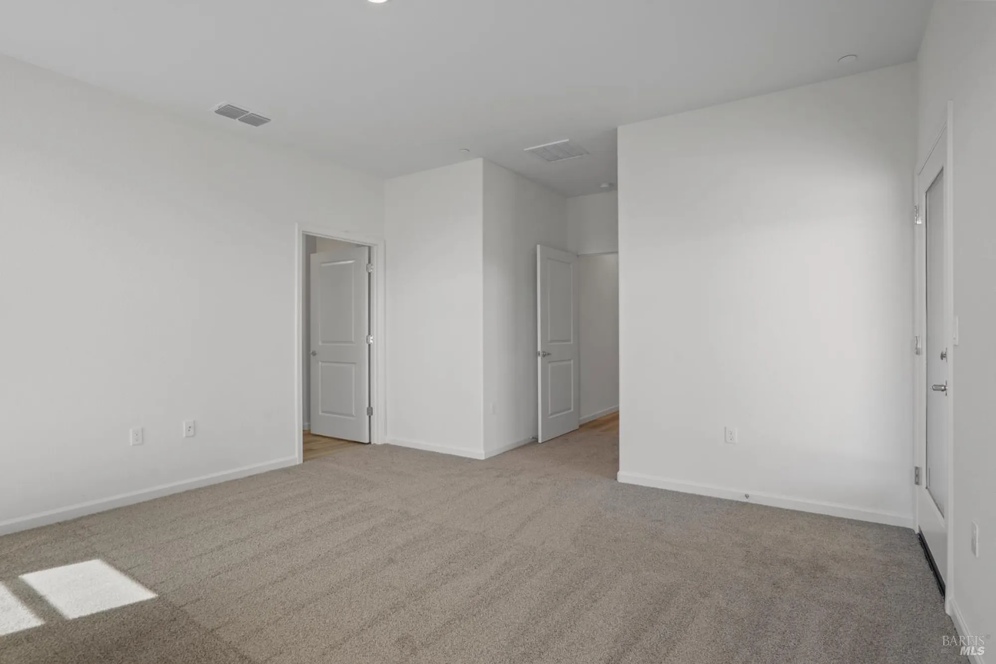 Property Slideshow image 15 of 23 | 2210 front porch ln, Rio Vista, CA, 94571