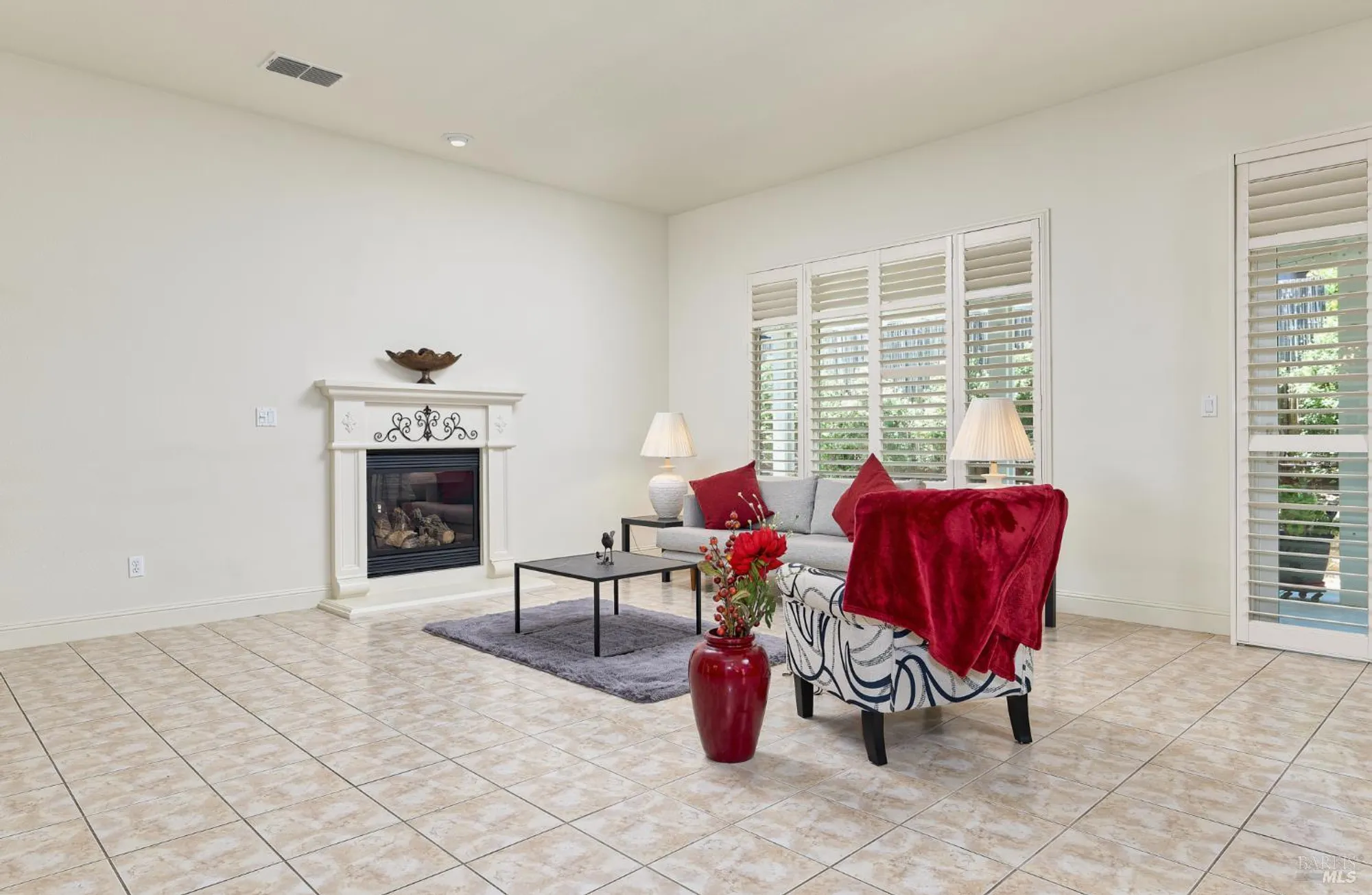Property Slideshow image 6 of 37 | 721 michelbook ln, Rio Vista, CA, 94571
