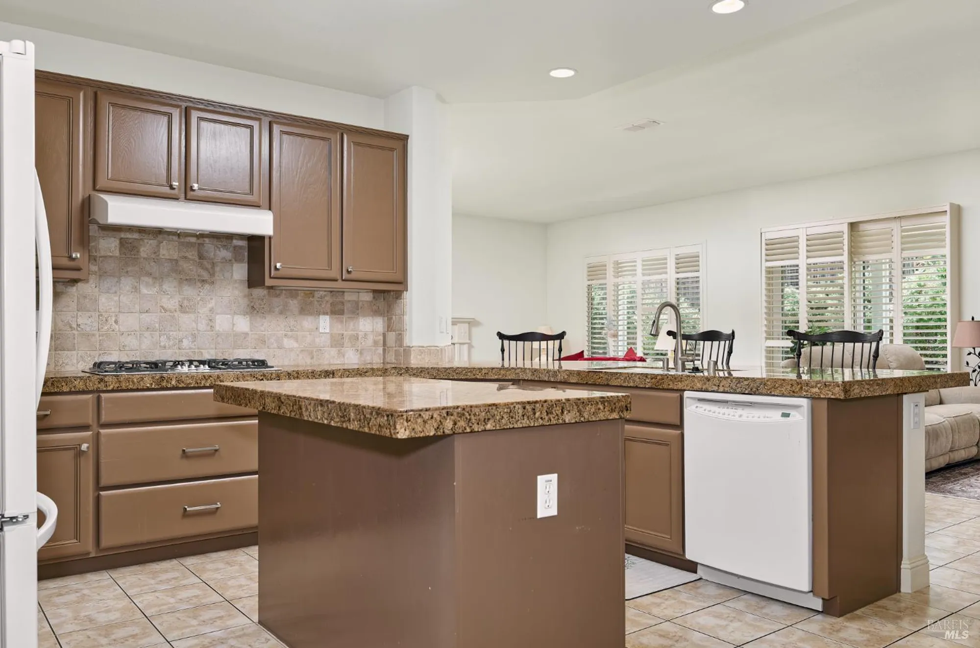 Property Slideshow image 14 of 37 | 721 michelbook ln, Rio Vista, CA, 94571