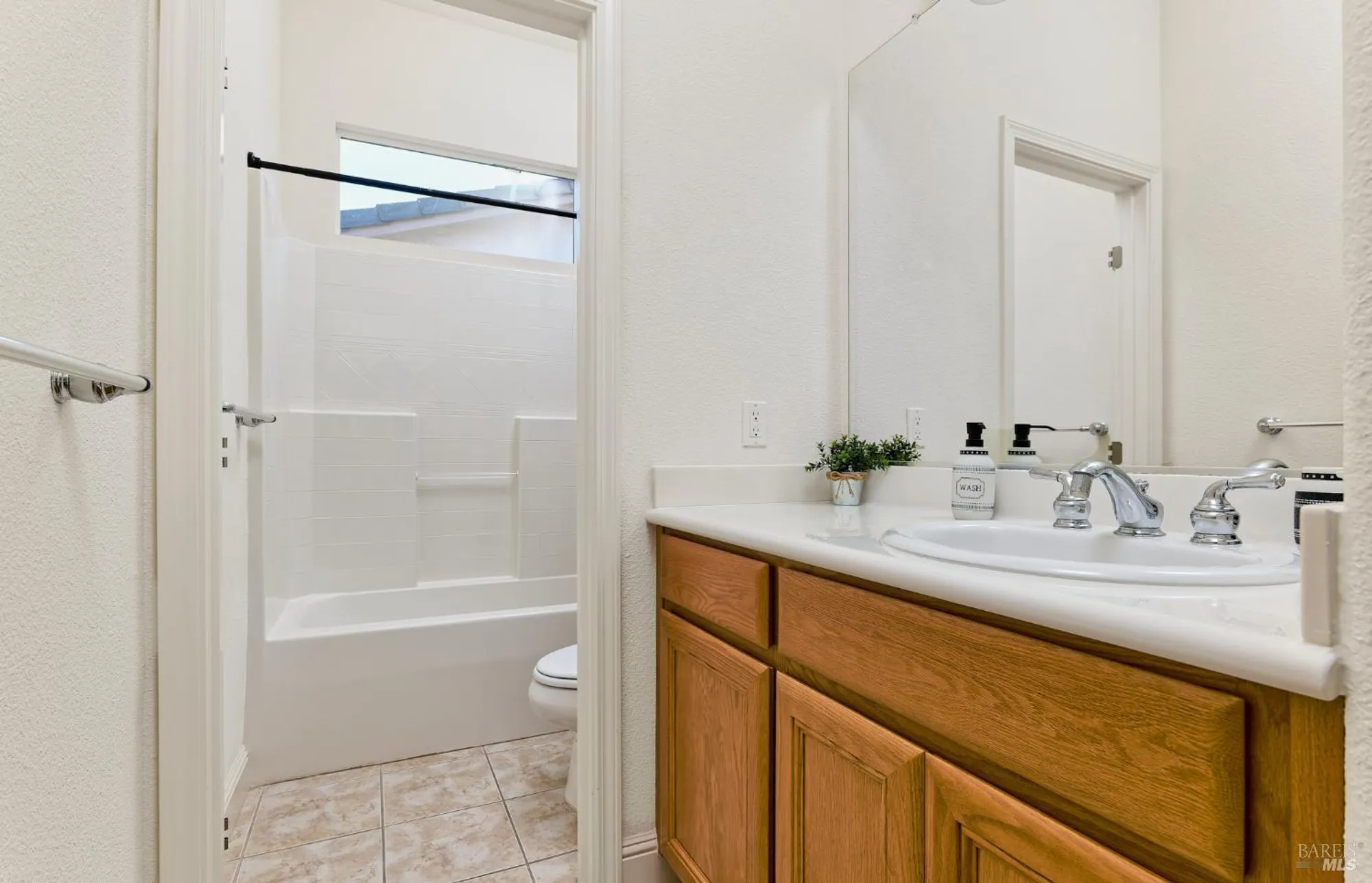 Property Slideshow image 29 of 37 | 721 michelbook ln, Rio Vista, CA, 94571