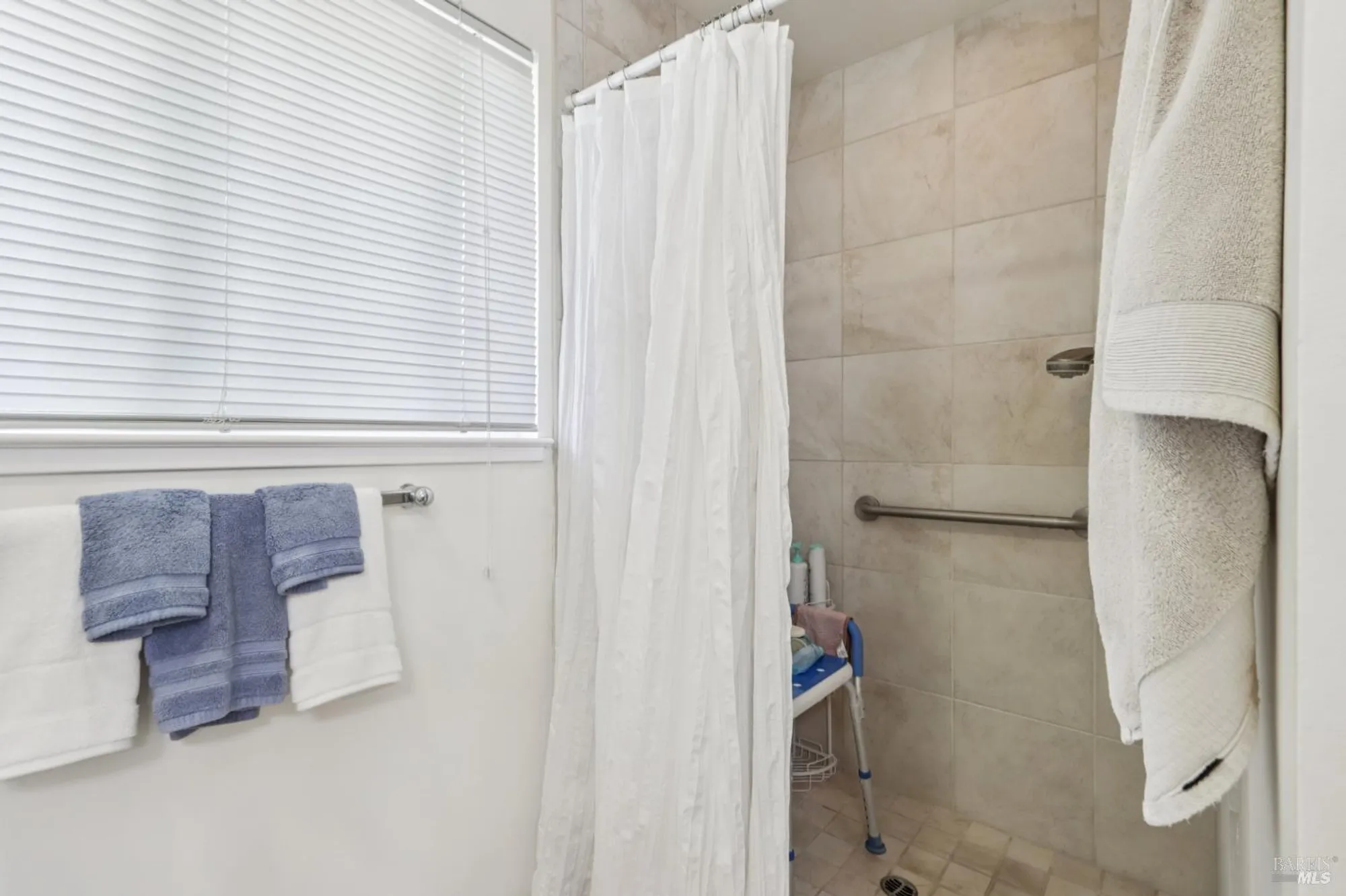 Property Slideshow image 32 of 44 | 322 mockingbird cir, Santa Rosa, CA, 95409