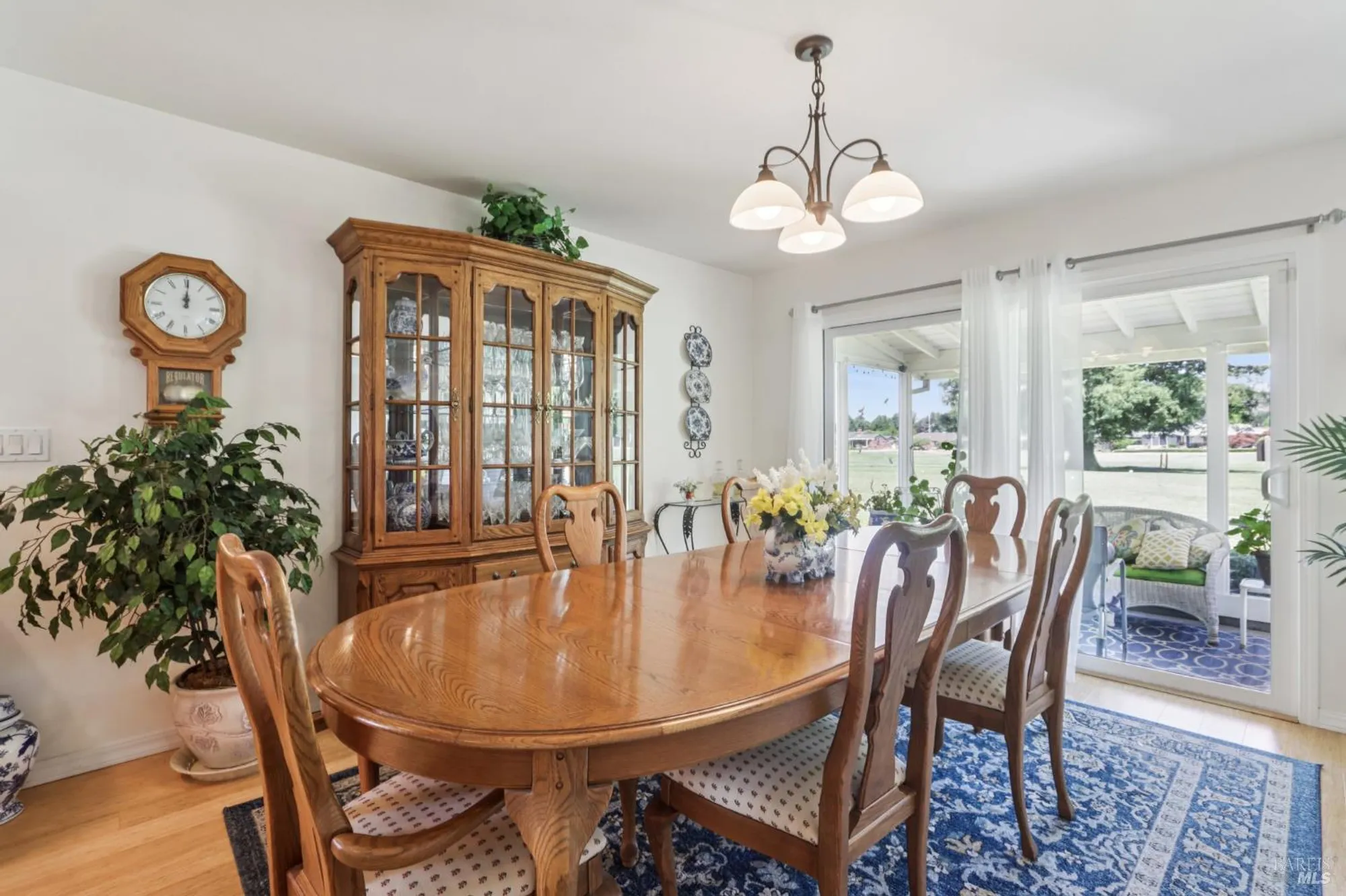 Property Slideshow image 5 of 44 | 322 mockingbird cir, Santa Rosa, CA, 95409