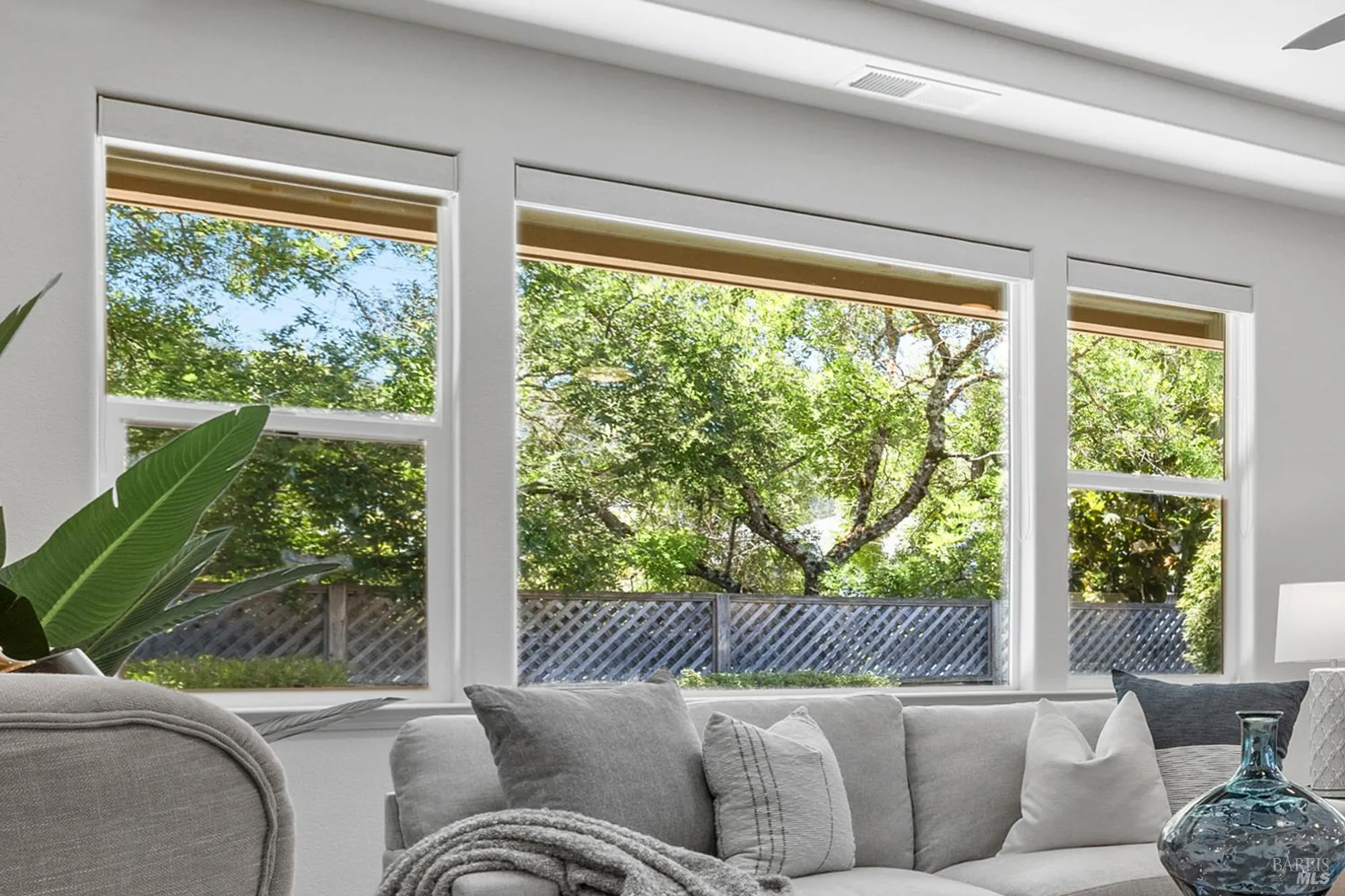 Property Slideshow image 9 of 36 | 6335 pine valley dr, Santa Rosa, CA, 95409