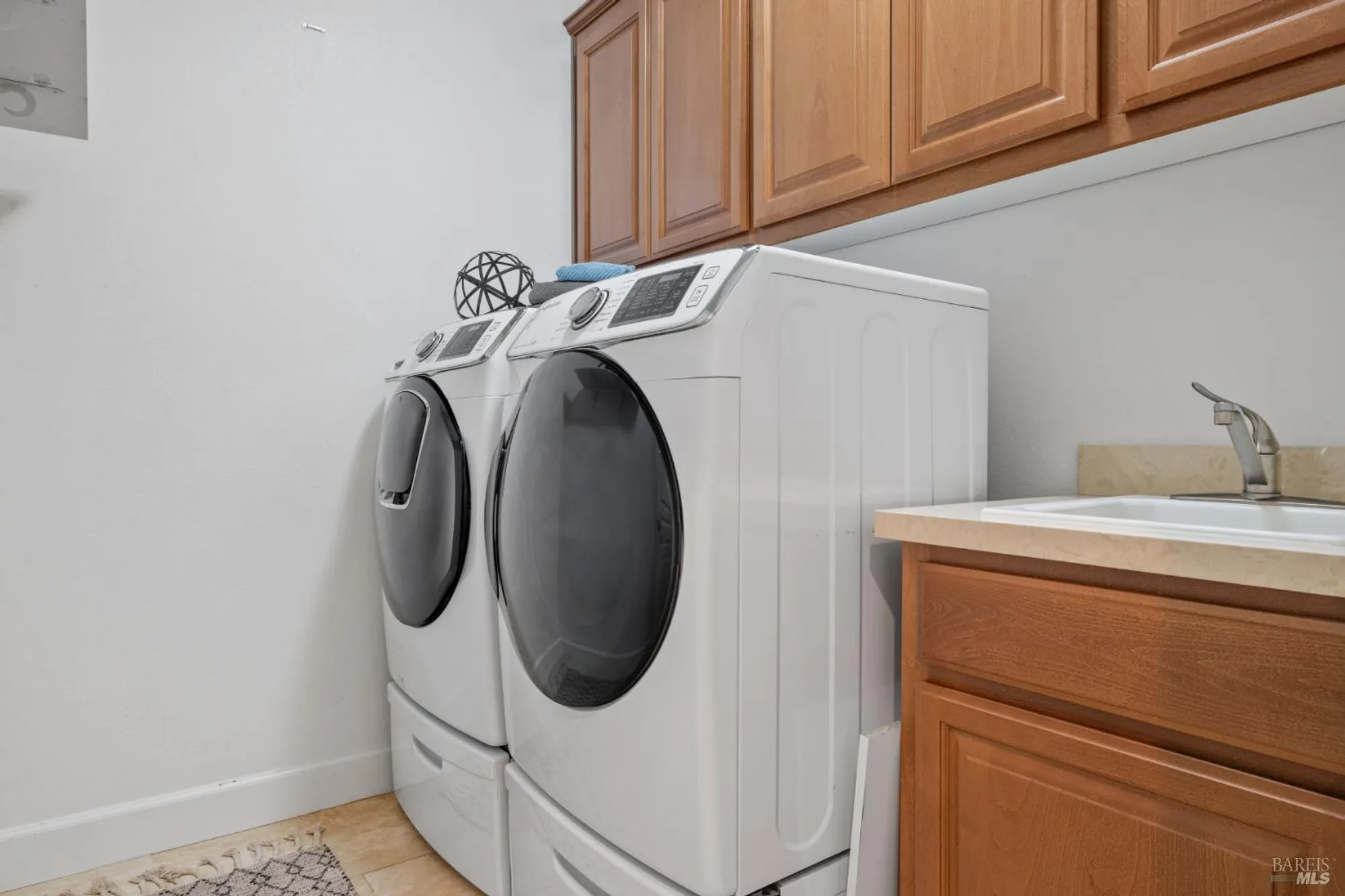 Property Slideshow image 33 of 36 | 6335 pine valley dr, Santa Rosa, CA, 95409