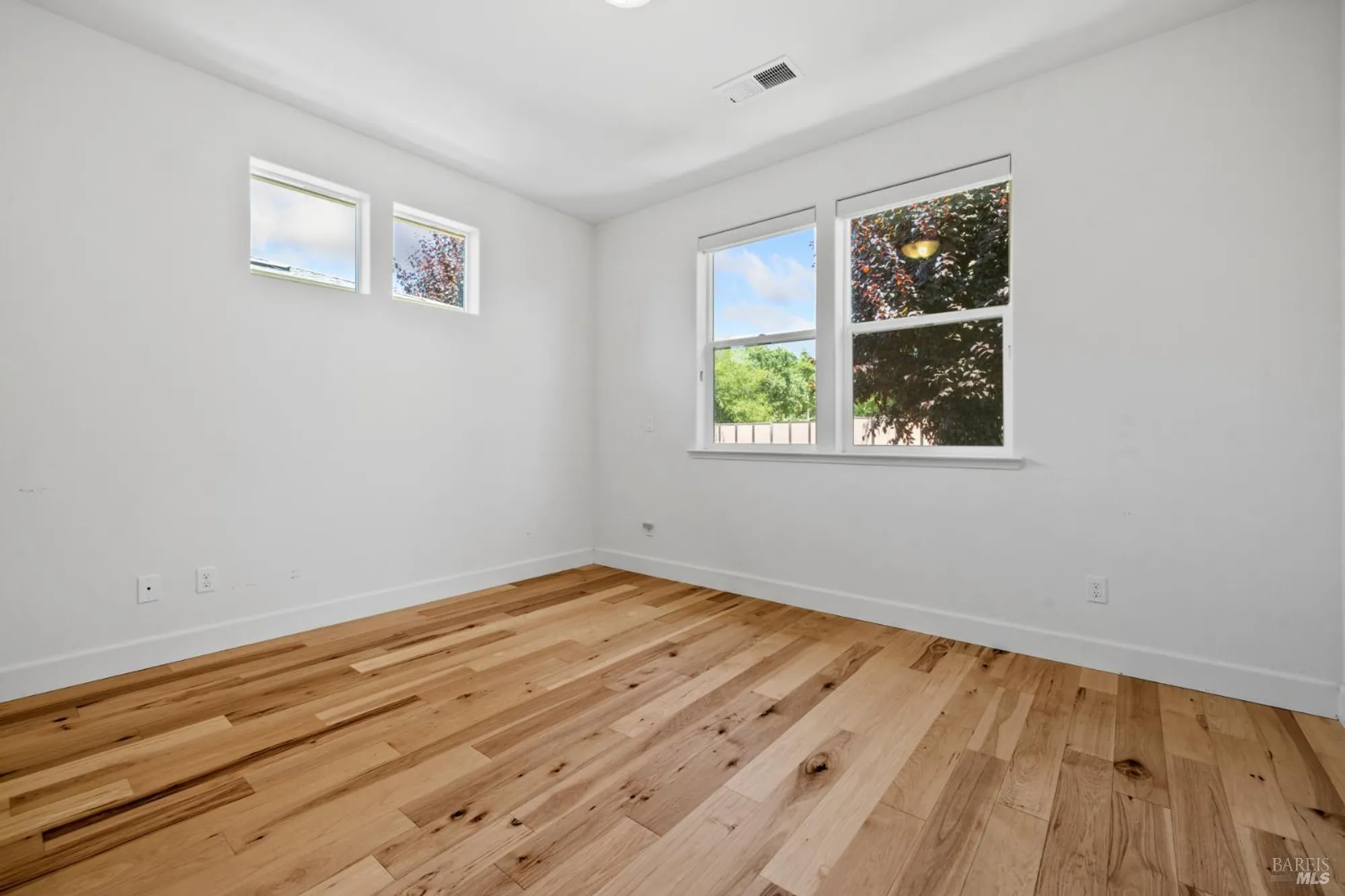 Property Slideshow image 29 of 36 | 6335 pine valley dr, Santa Rosa, CA, 95409