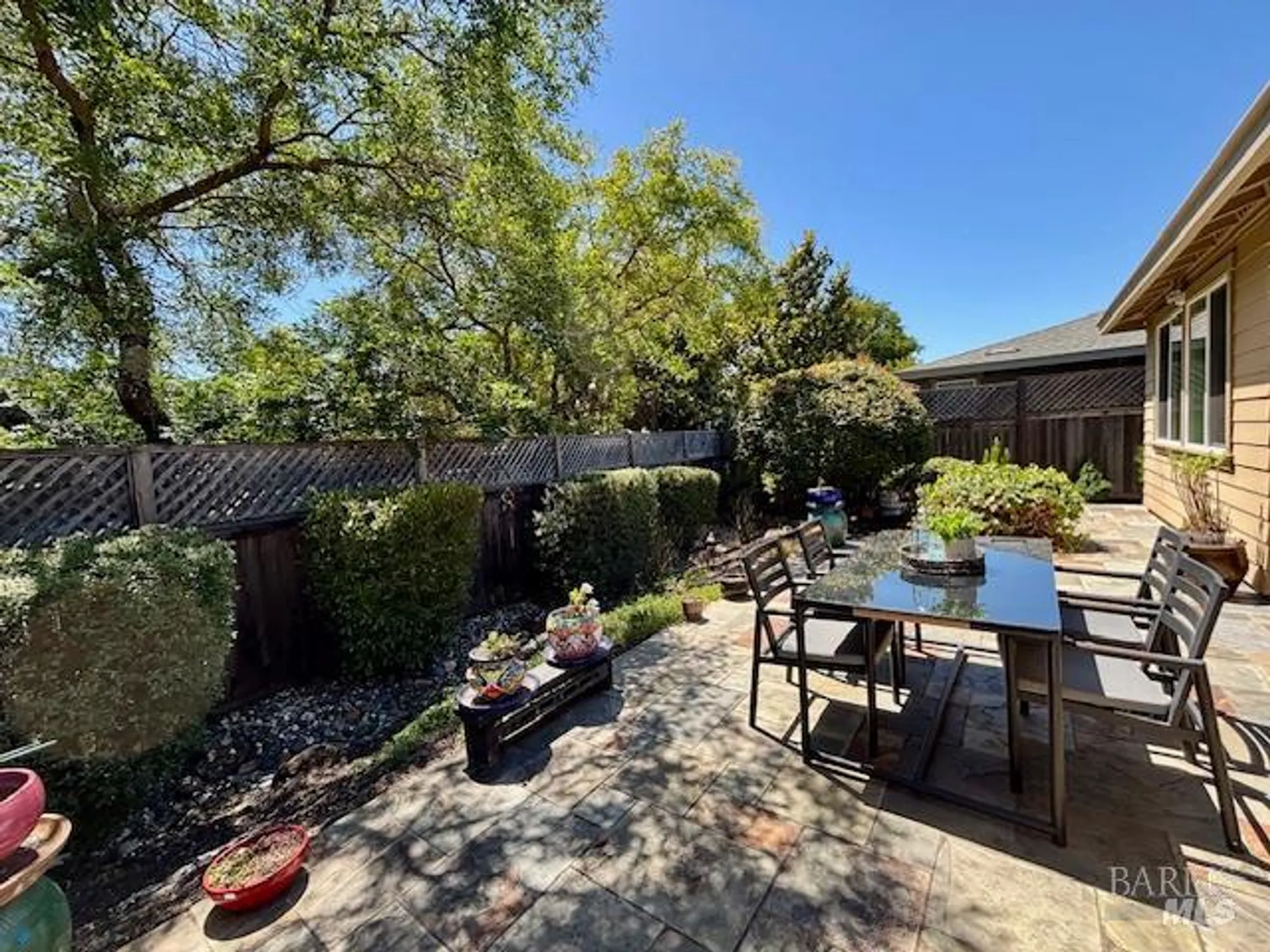 Property Slideshow image 18 of 36 | 6335 pine valley dr, Santa Rosa, CA, 95409