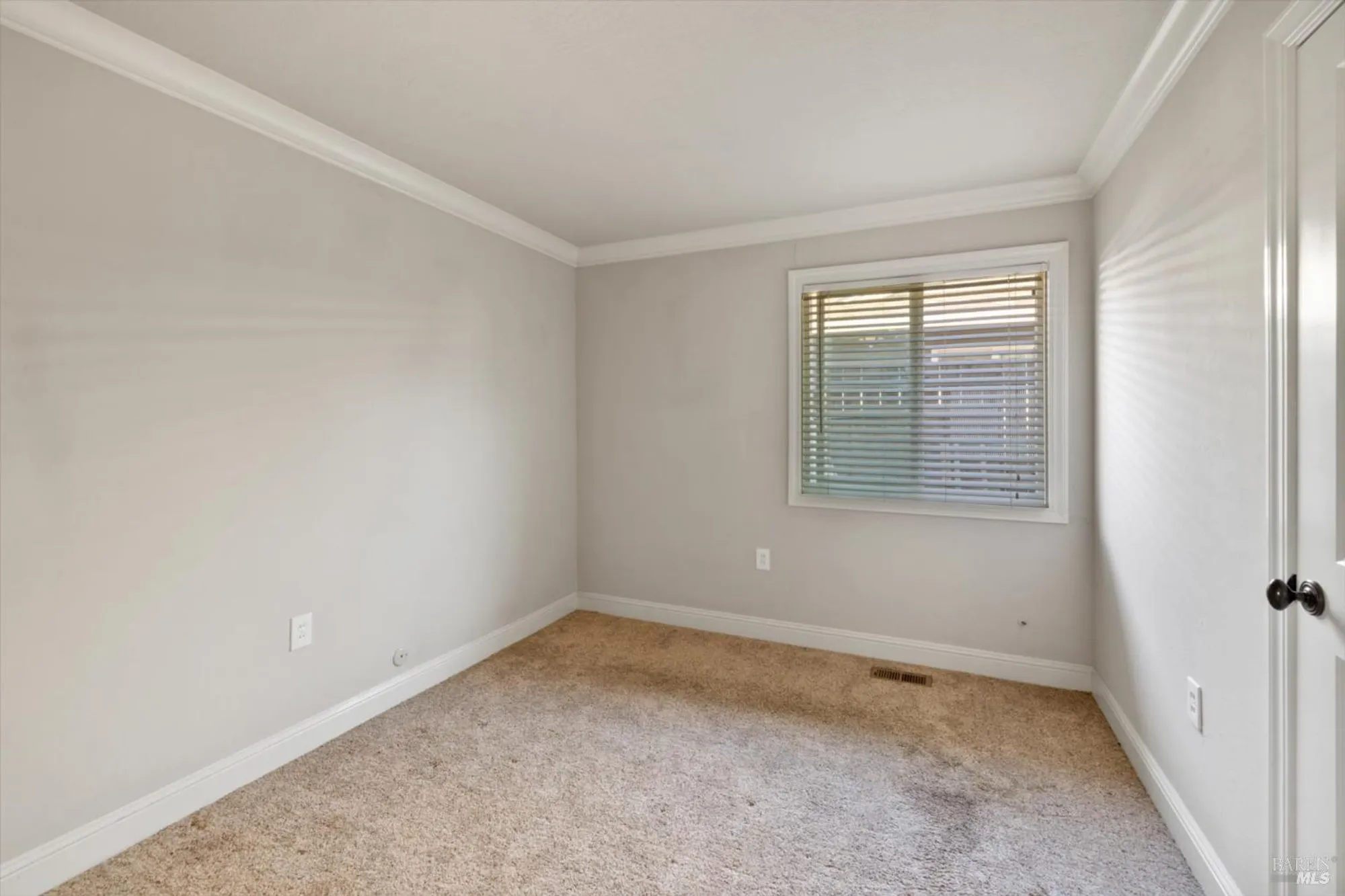 Property Slideshow image 19 of 33 | 178 mckinley cir, Vacaville, CA, 95687
