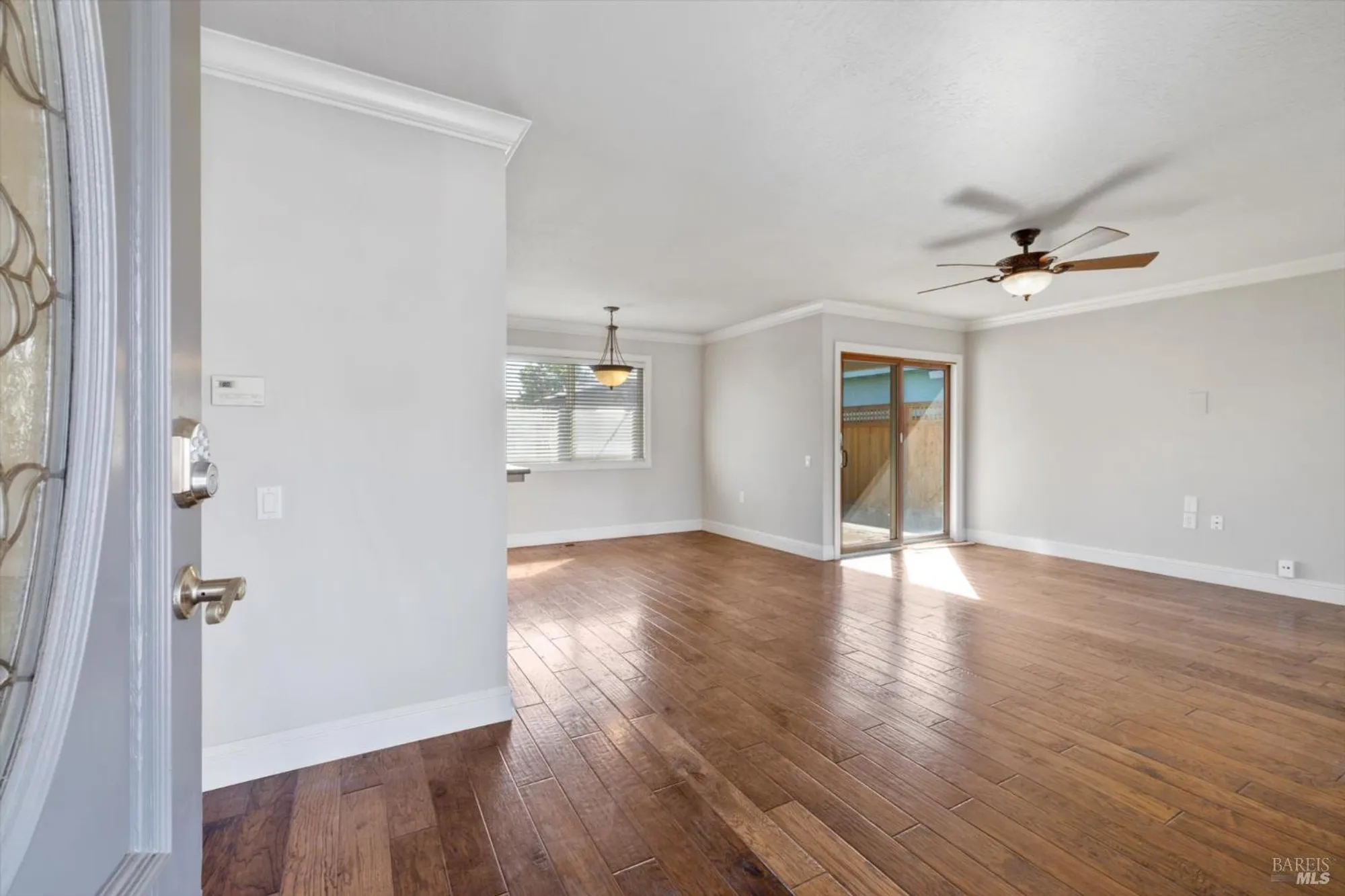 Property Slideshow image 8 of 33 | 178 mckinley cir, Vacaville, CA, 95687