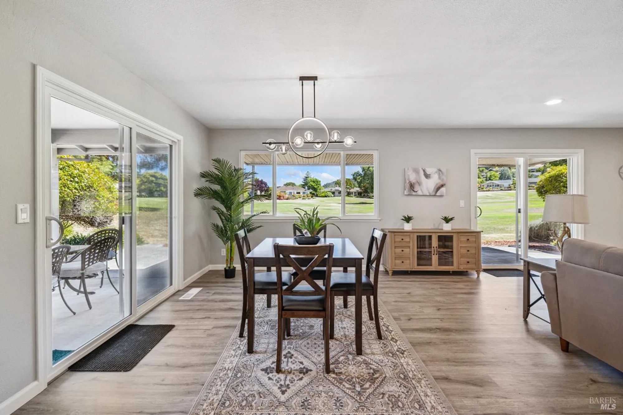 Property Slideshow image 7 of 28 | 120 oak island cir, Santa Rosa, CA, 95409