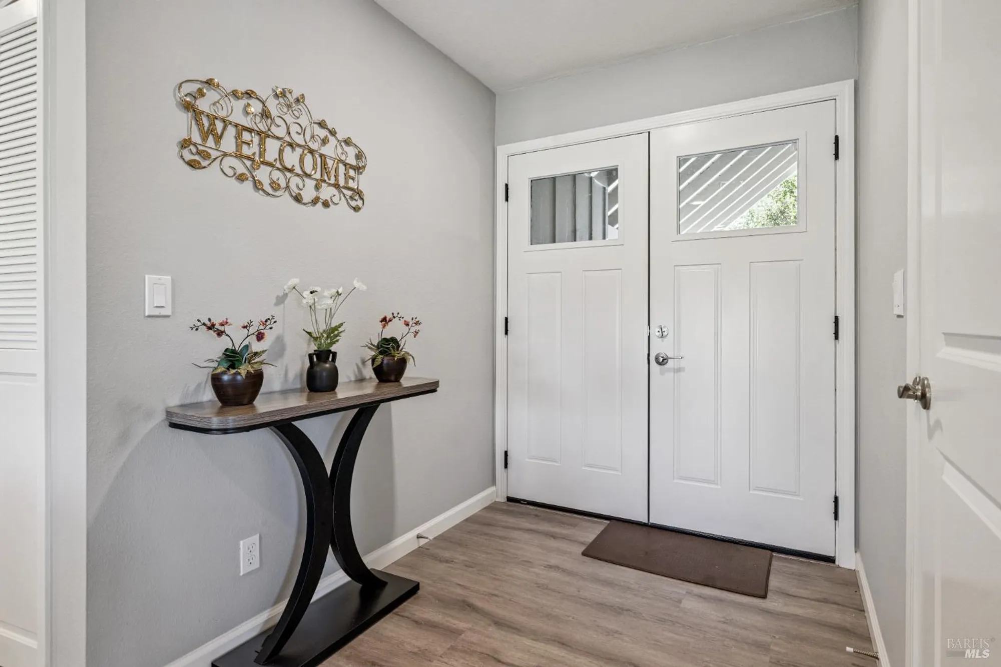 Property Slideshow image 14 of 28 | 120 oak island cir, Santa Rosa, CA, 95409