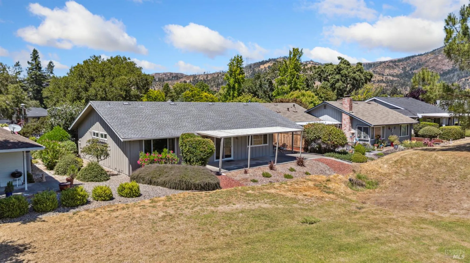 Property Slideshow image 23 of 28 | 120 oak island cir, Santa Rosa, CA, 95409