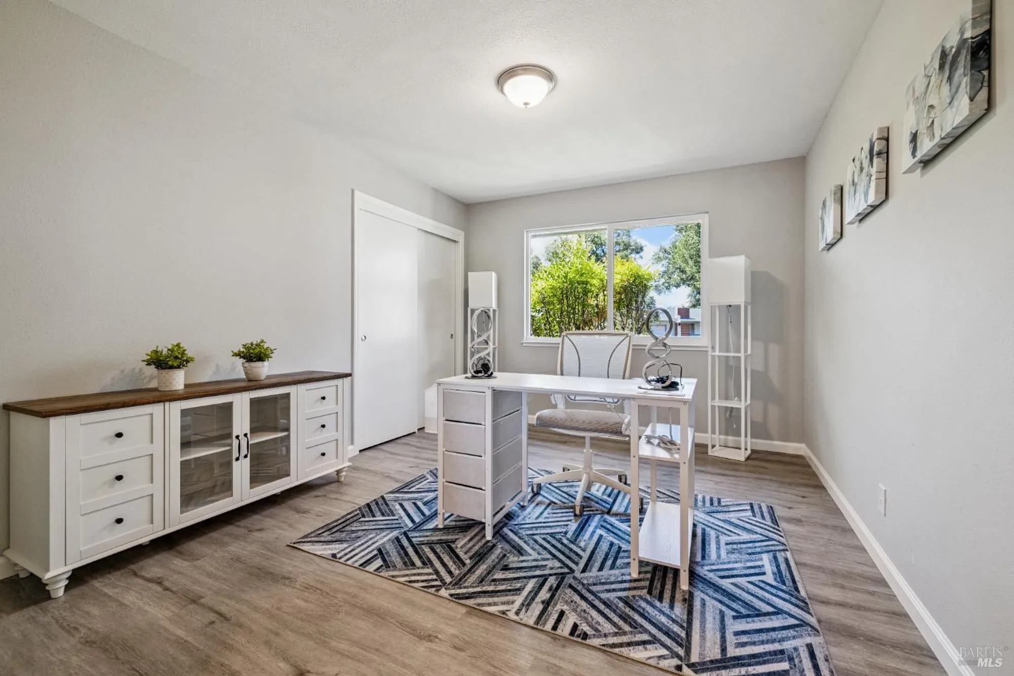 Property Slideshow image 17 of 28 | 120 oak island cir, Santa Rosa, CA, 95409