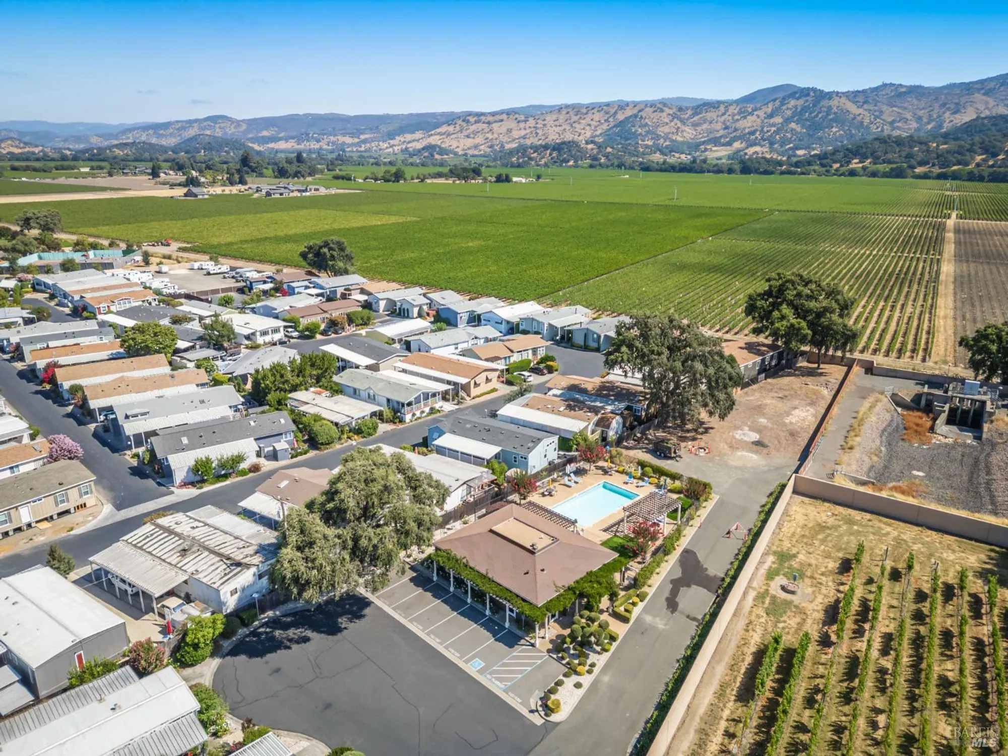 Property Slideshow image 51 of 66 | 160 port cir, Yountville, CA, 94599