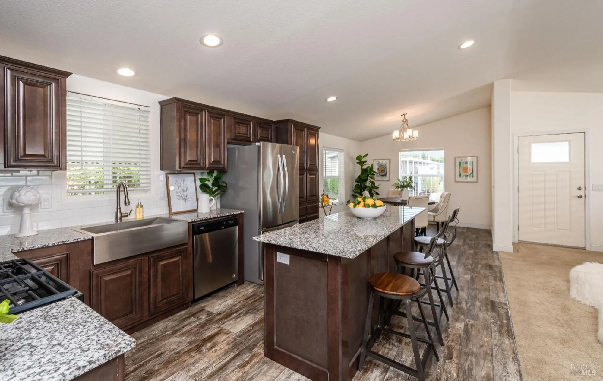 Property Slideshow image 19 of 66 | 160 port cir, Yountville, CA, 94599