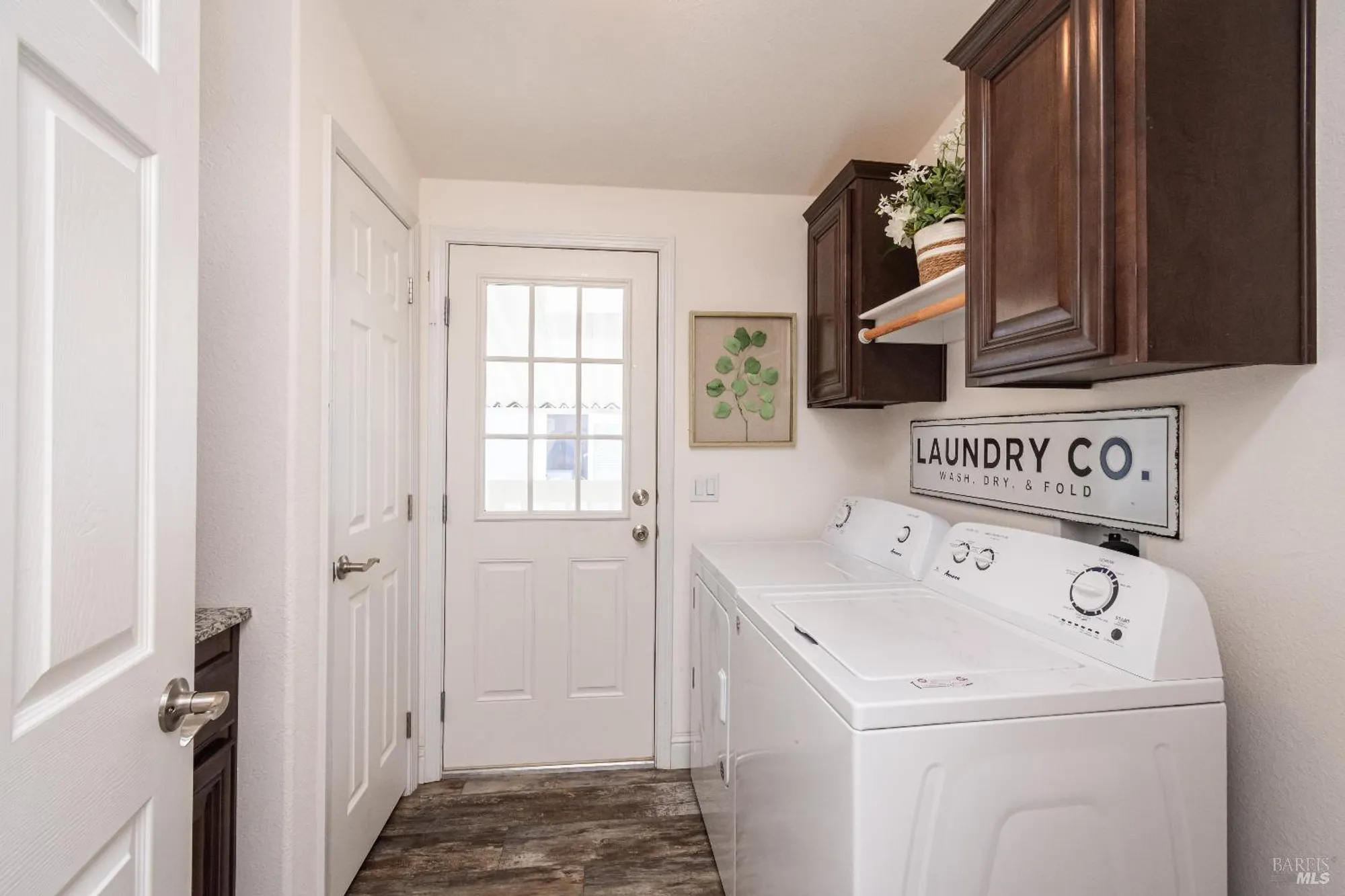 Property Slideshow image 38 of 66 | 160 port cir, Yountville, CA, 94599