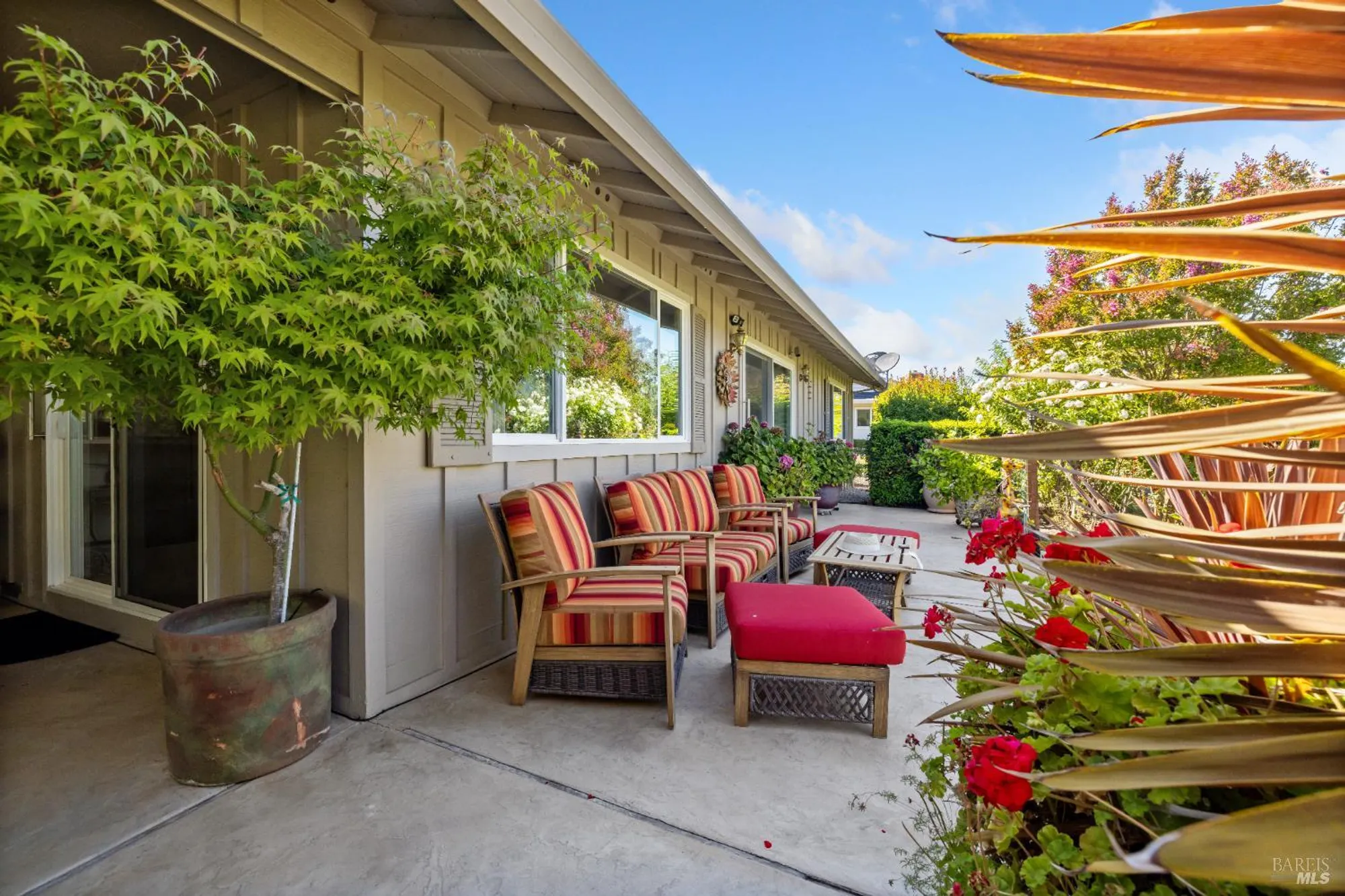 Property Slideshow image 47 of 61 | 319 laurel leaf pl, Santa Rosa, CA, 95409