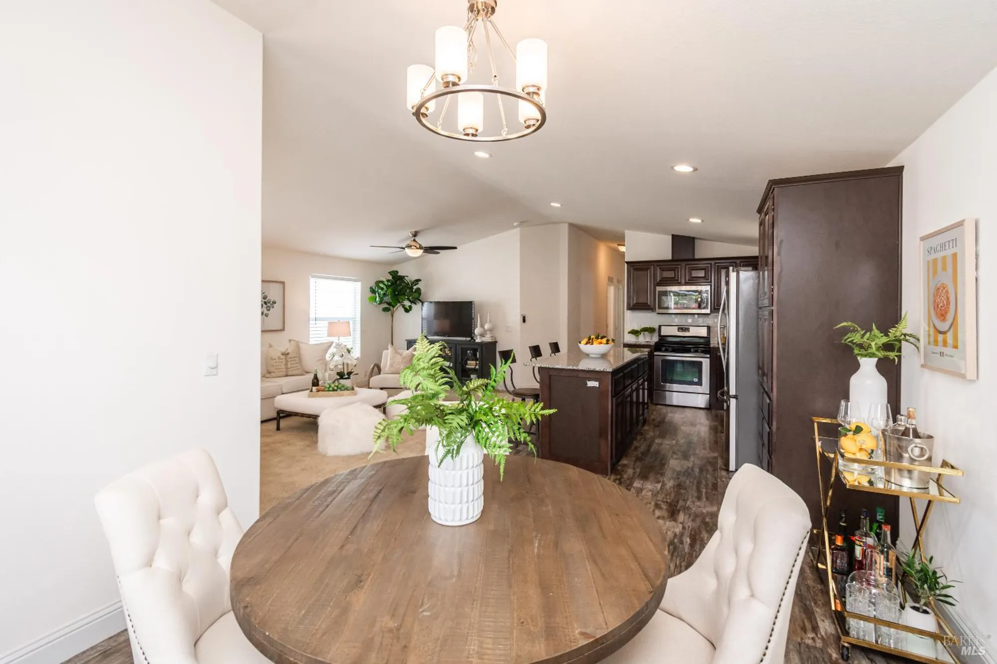 Property Slideshow image 24 of 66 | 160 port cir, Yountville, CA, 94599