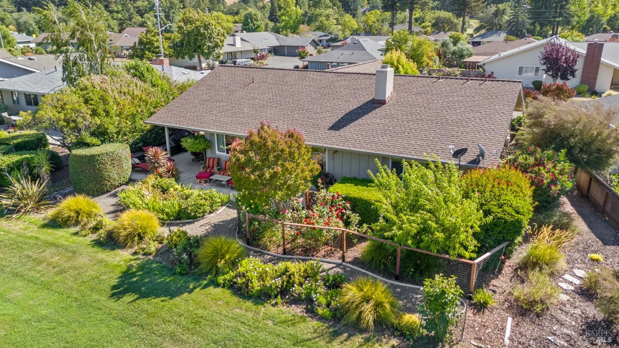 Property Slideshow image 46 of 61 | 319 laurel leaf pl, Santa Rosa, CA, 95409