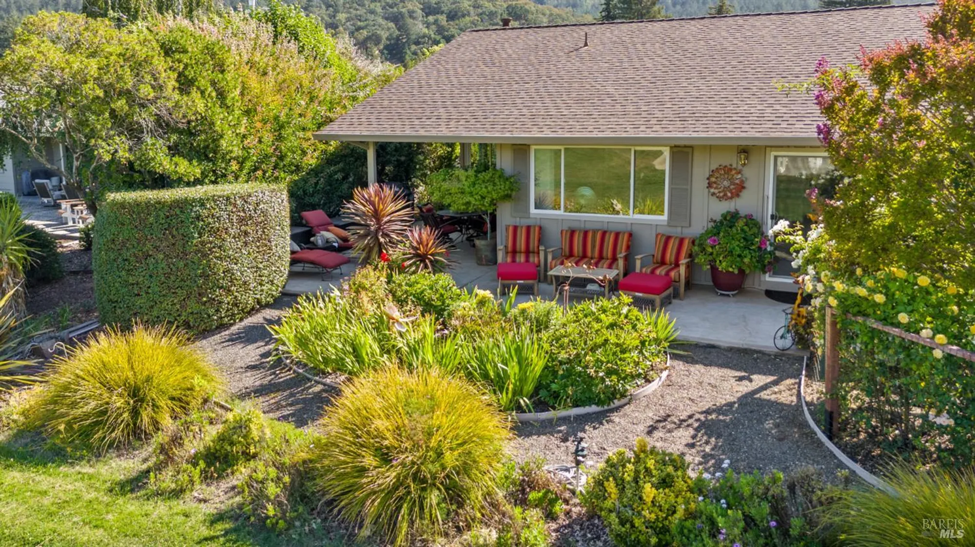 Property Slideshow image 45 of 61 | 319 laurel leaf pl, Santa Rosa, CA, 95409