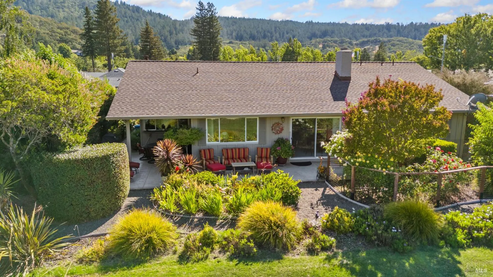 Property Slideshow image 53 of 61 | 319 laurel leaf pl, Santa Rosa, CA, 95409