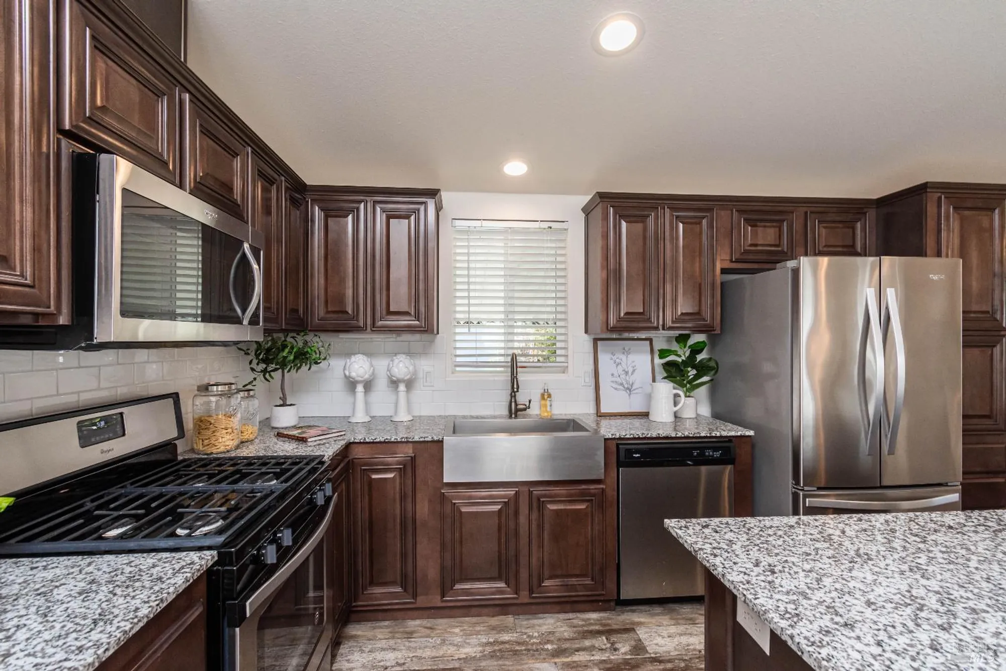 Property Slideshow image 16 of 66 | 160 port cir, Yountville, CA, 94599