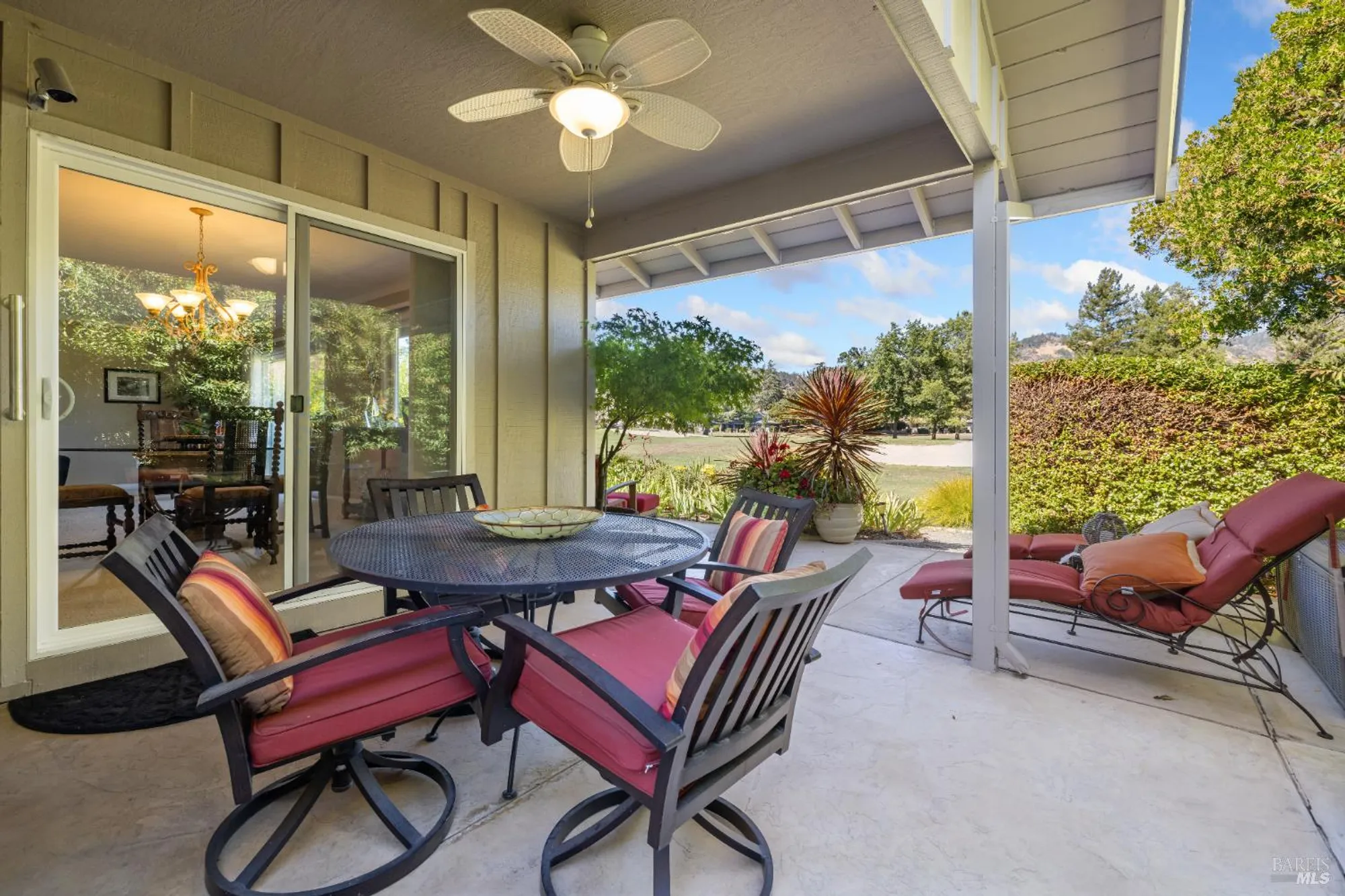 Property Slideshow image 44 of 61 | 319 laurel leaf pl, Santa Rosa, CA, 95409