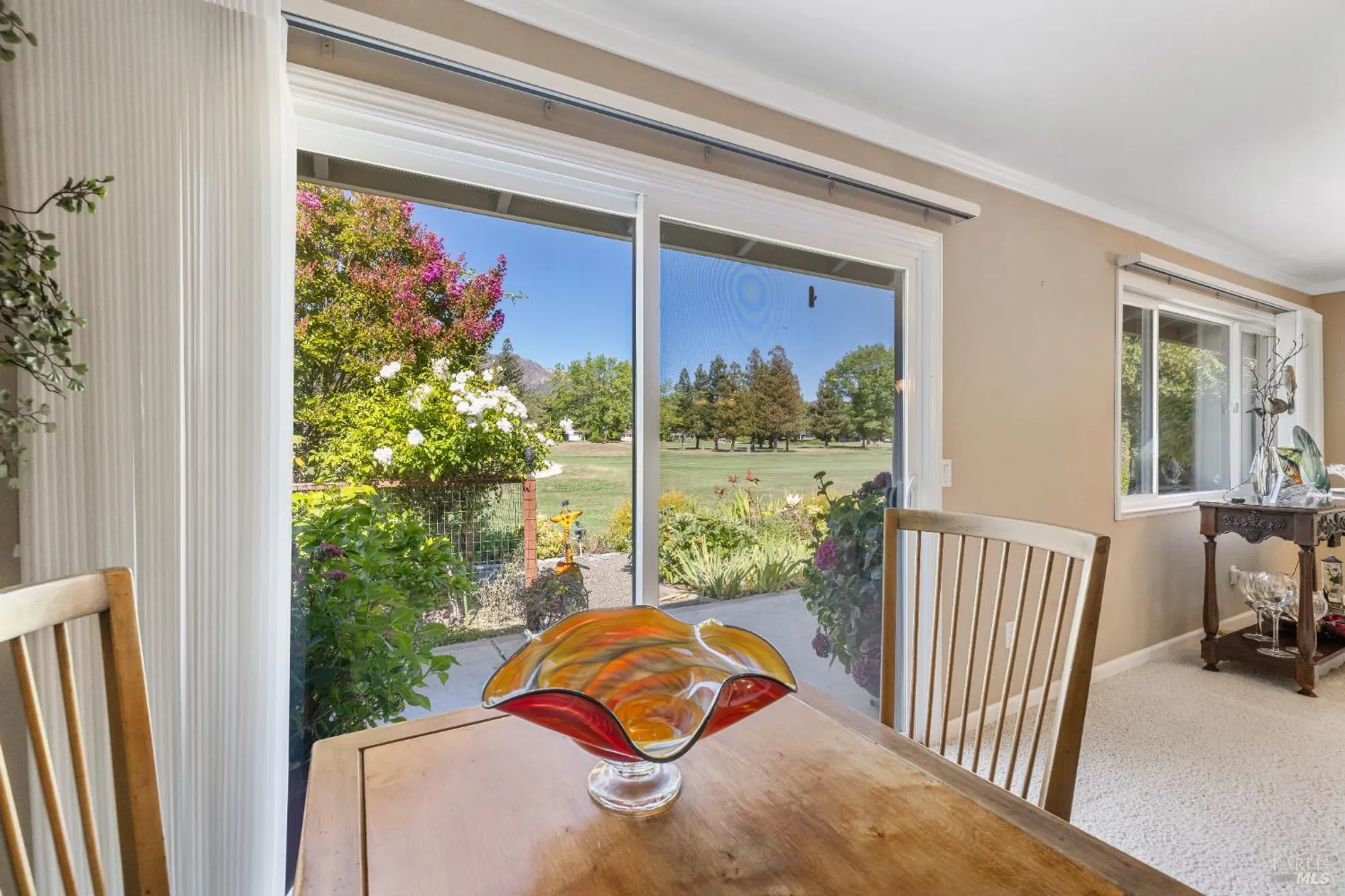 Property Slideshow image 13 of 61 | 319 laurel leaf pl, Santa Rosa, CA, 95409